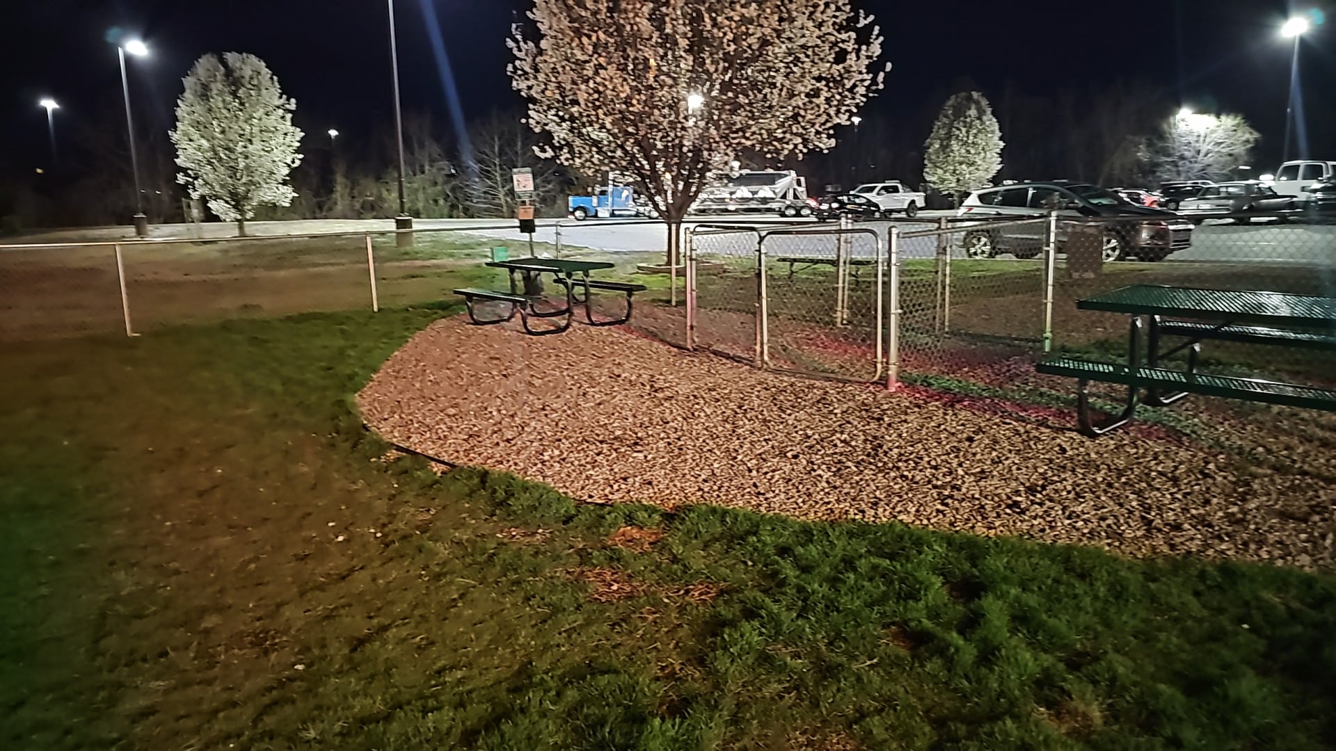 Dog Park at Love's Travel Stops - Calvert City, KY