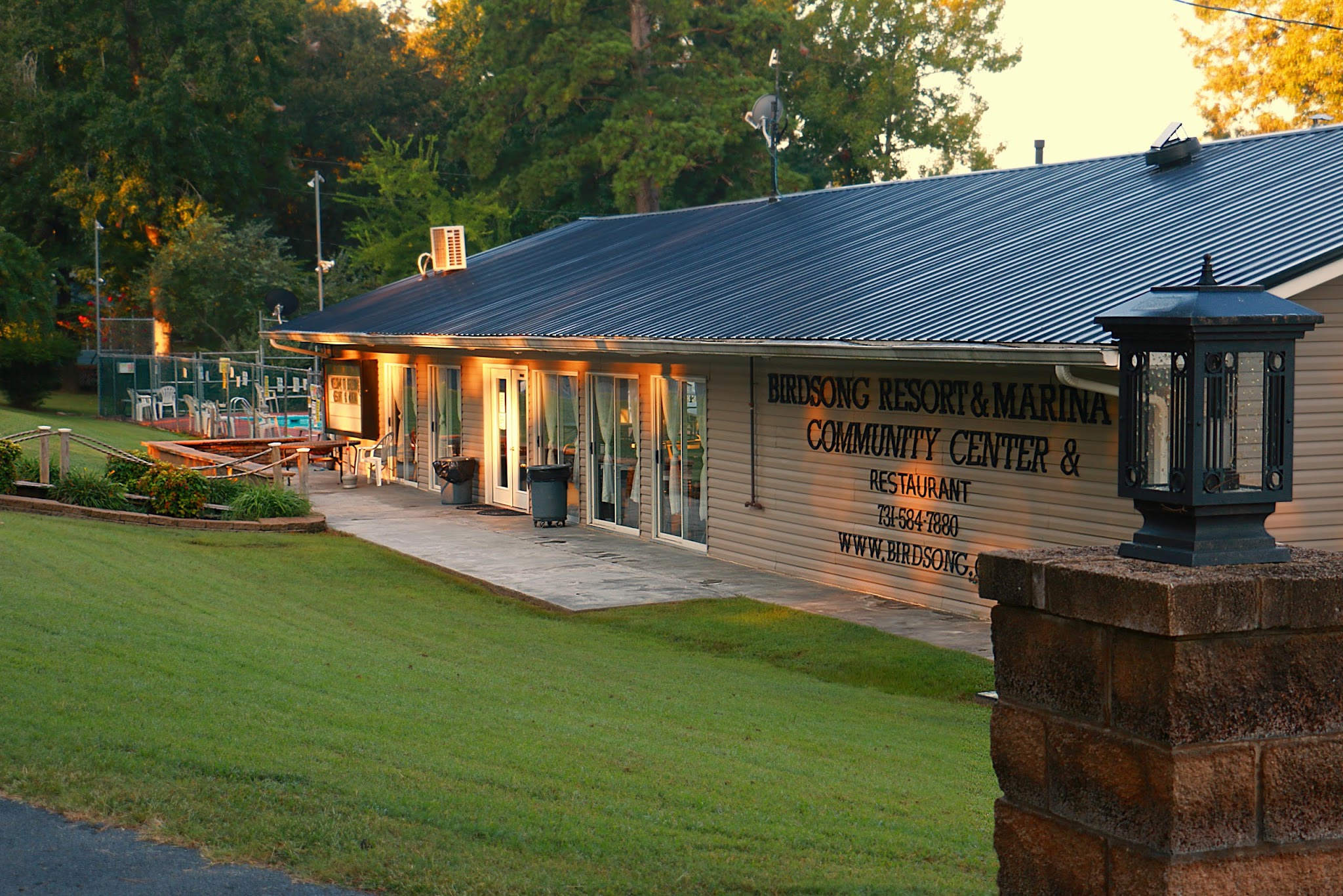 Birdsong Resort, Marina and Family Lakeside RV Campground - Camden, TN