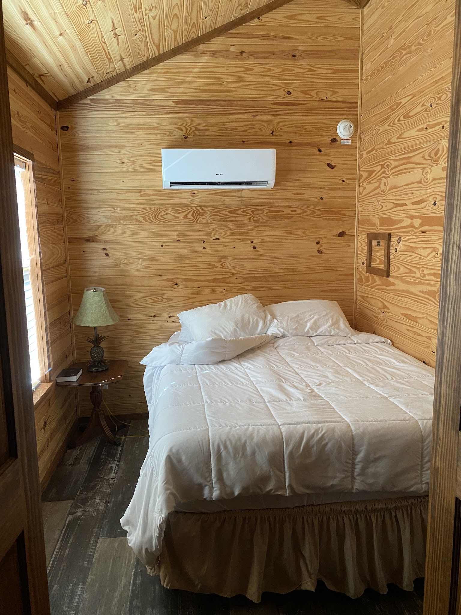 Birdsong Resort, Marina and Family Lakeside RV Campground - Camden, TN