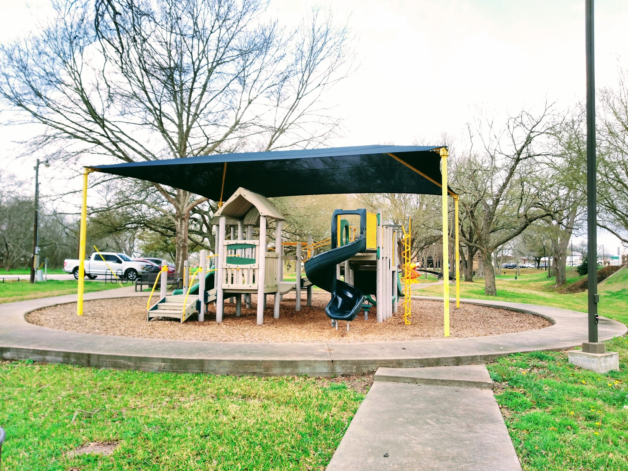 Carmine Muehlbrad-Albers City Park - Carmine, TX