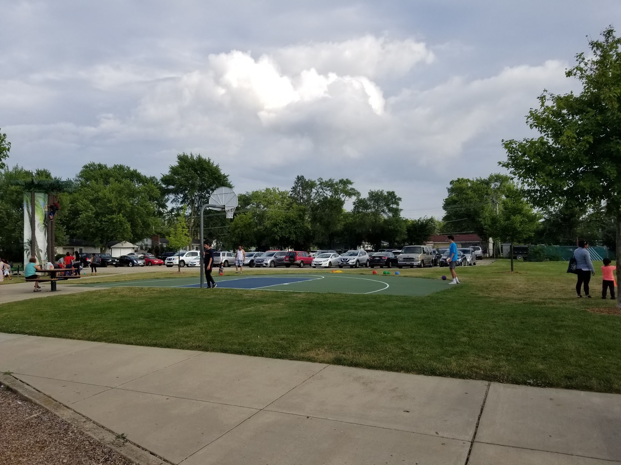 Besinger Park - Carpentersville, IL