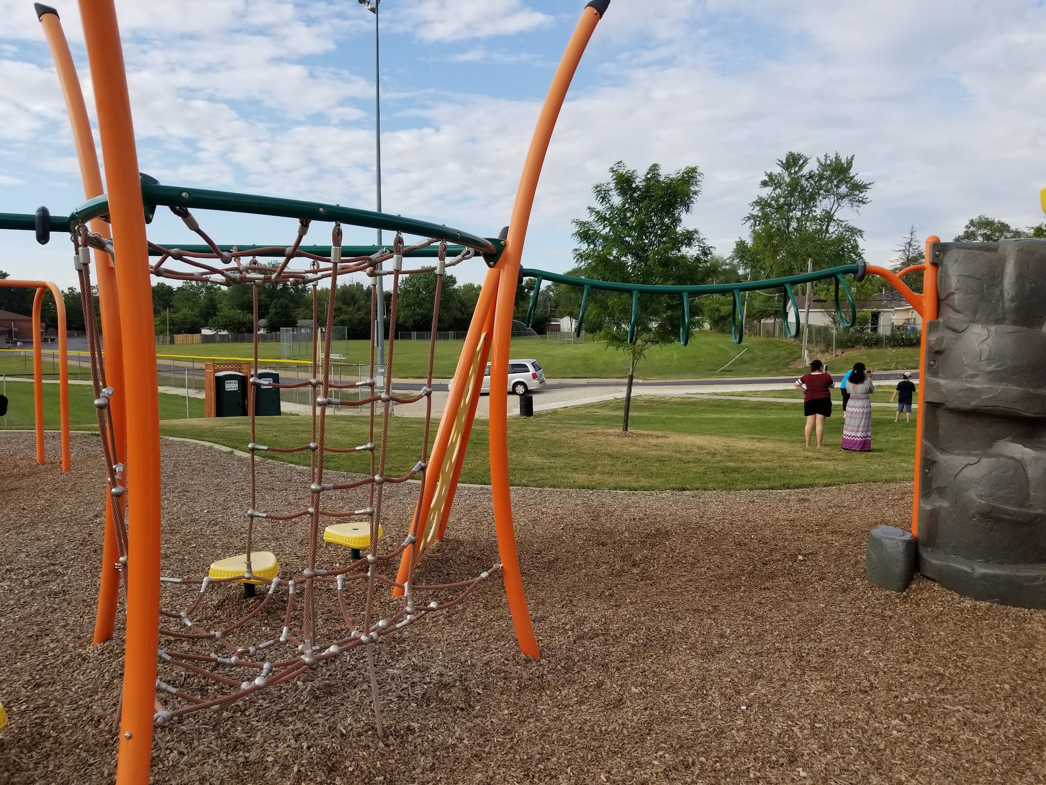 Besinger Park - Carpentersville, IL