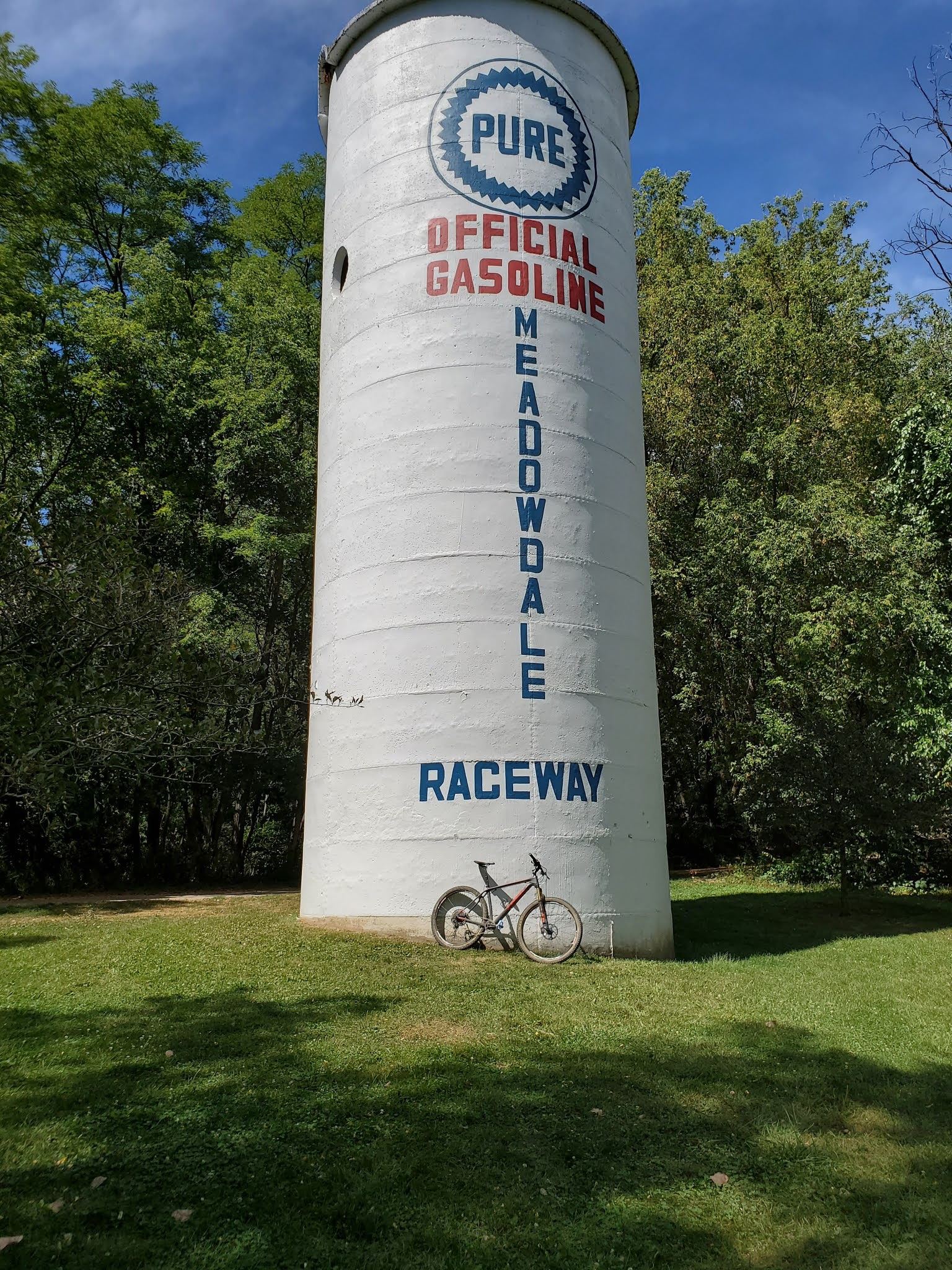 Raceway Woods East Parking Area - Carpentersville, IL