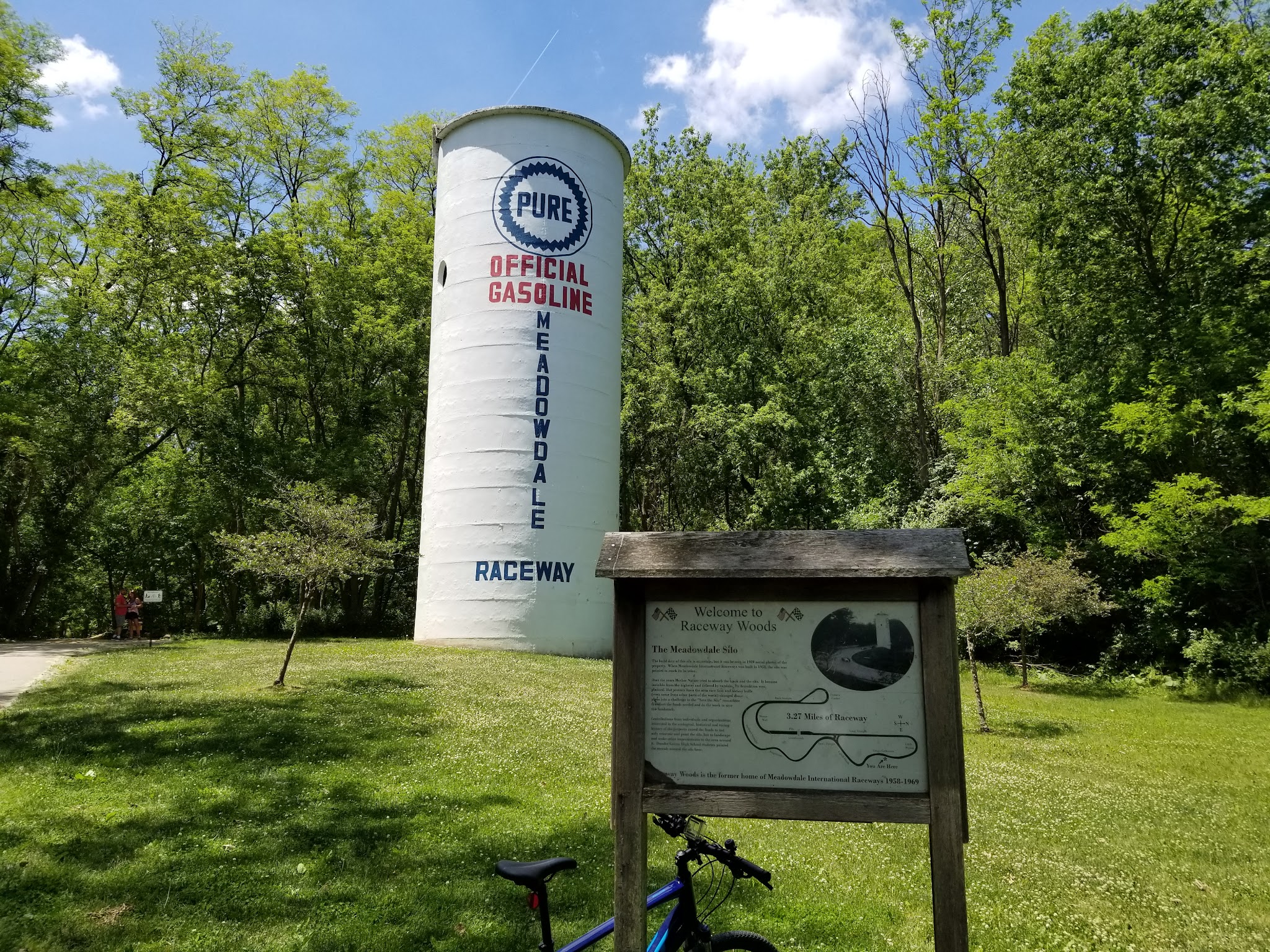 Raceway Woods Forest Preserve - Carpentersville, IL