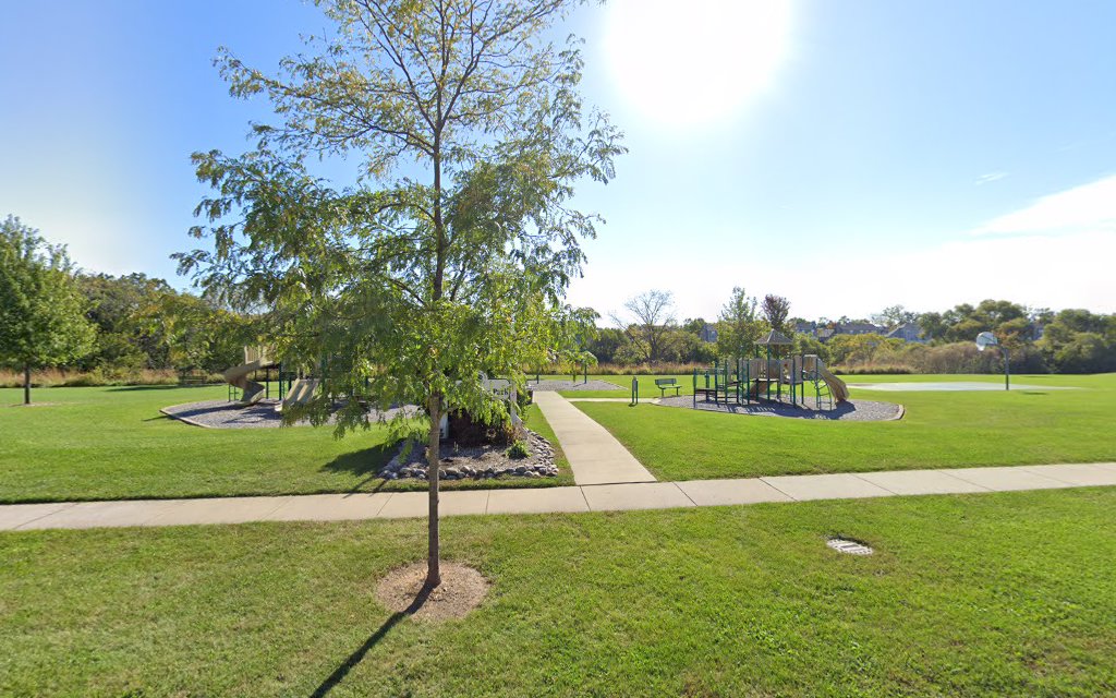 Rolling Hills Park - Carpentersville, IL