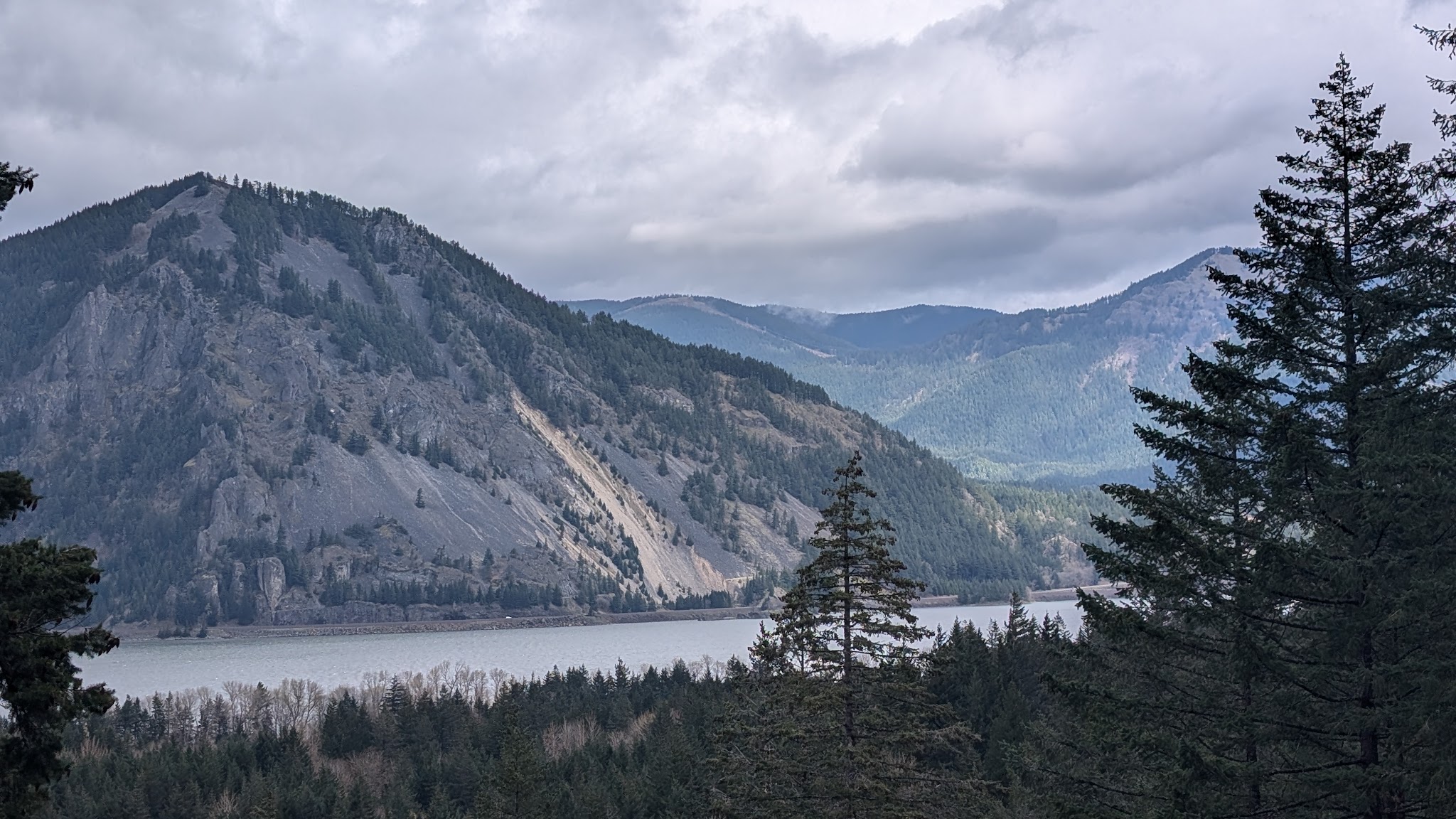 Wyeth Trailhead - Historic Columbia River Hwy State Trail - Cascade Locks, OR
