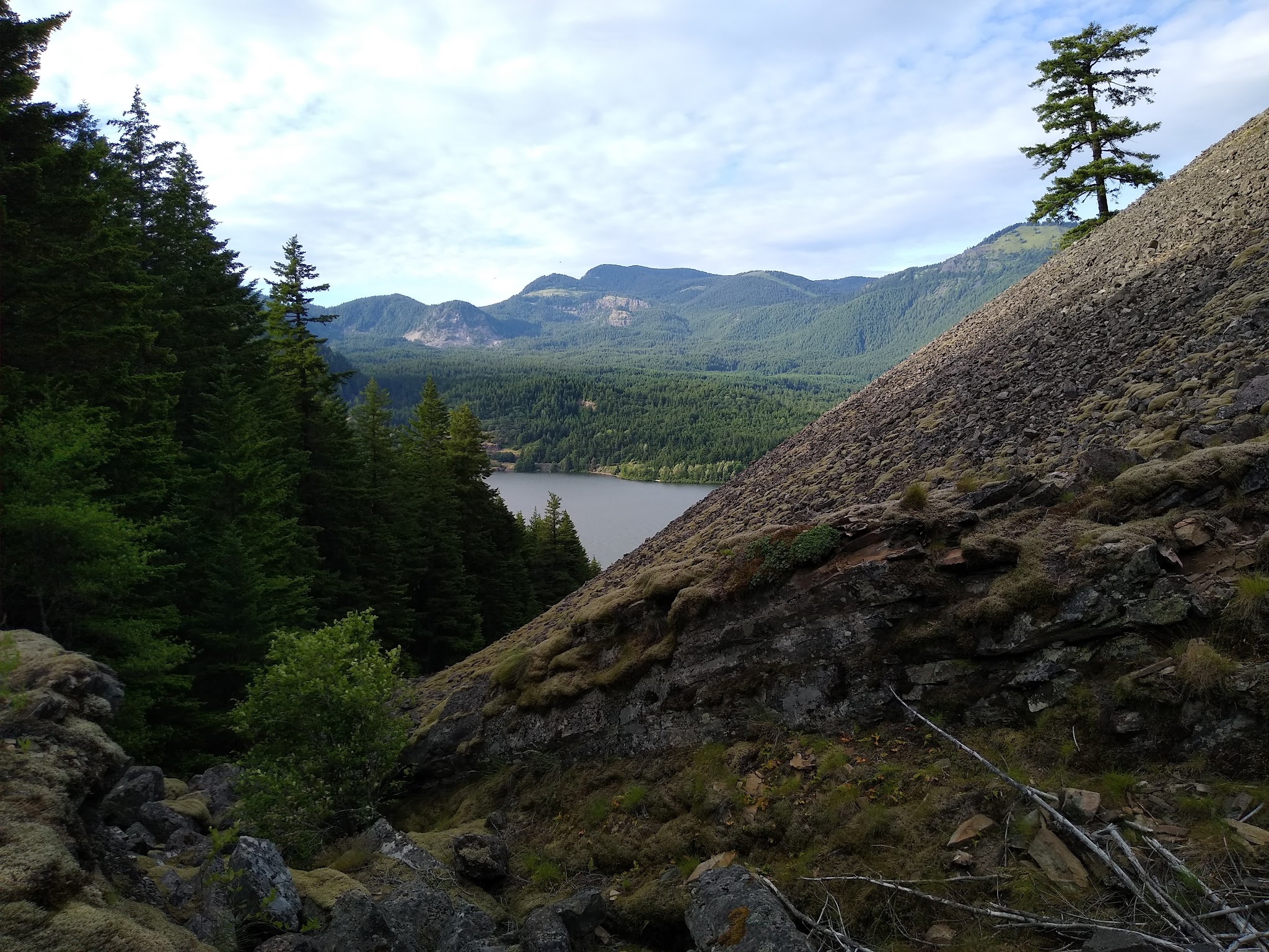 Wyeth Trailhead - Historic Columbia River Hwy State Trail - Cascade Locks, OR