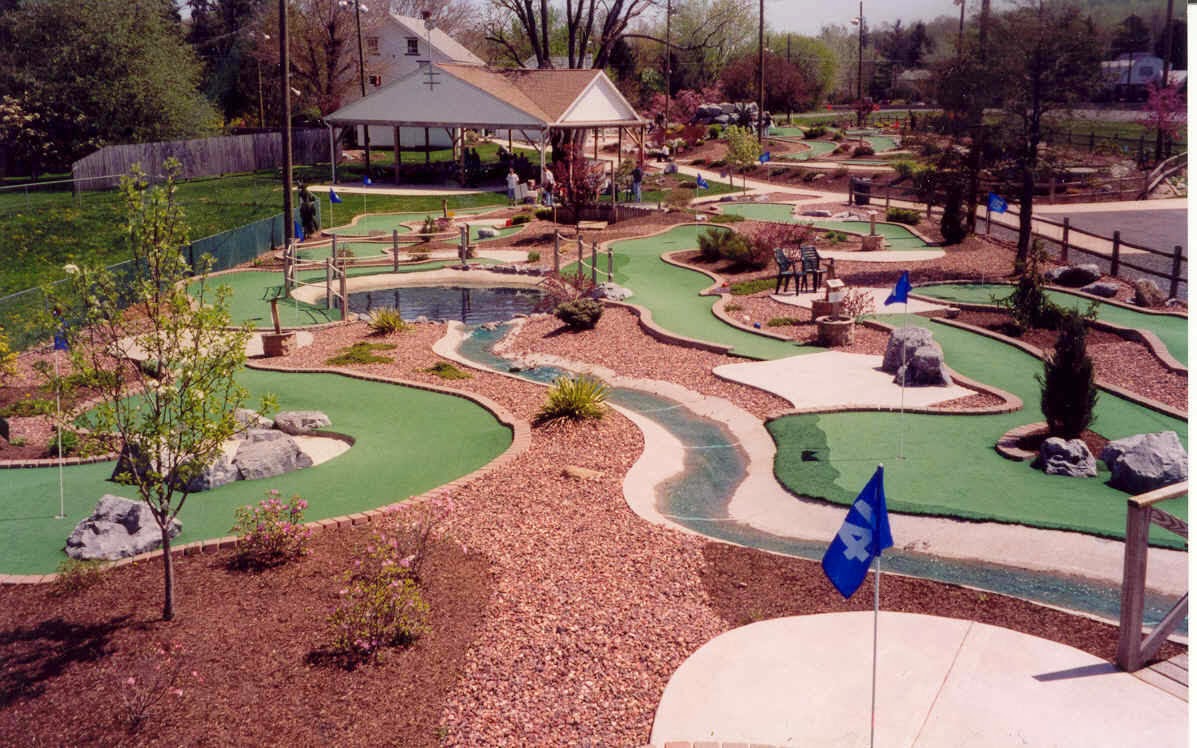 Putt U Miniature Golf - Center Valley, PA
