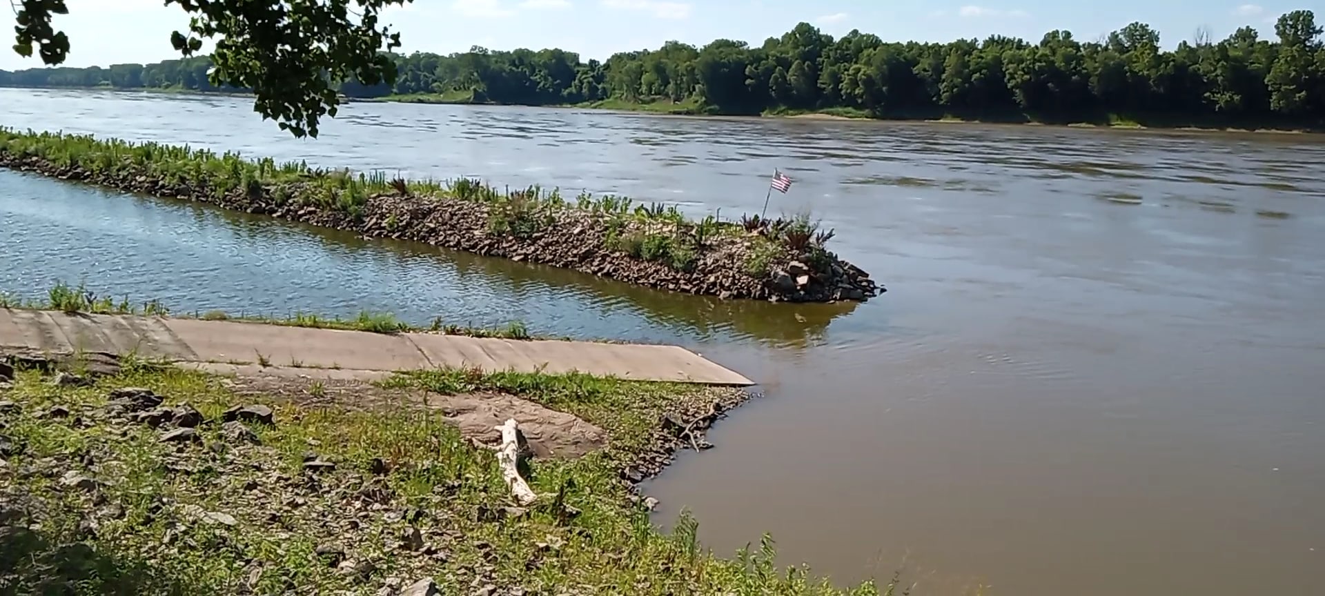 Chamois Access - Chamois, MO