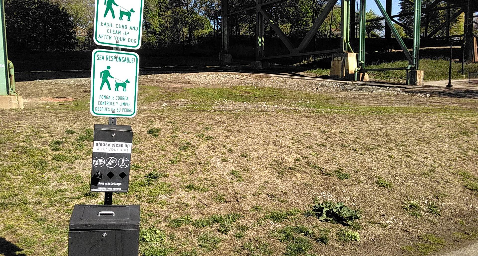 Mystic Dog Park & Outdoor Gym - Chelsea, MA