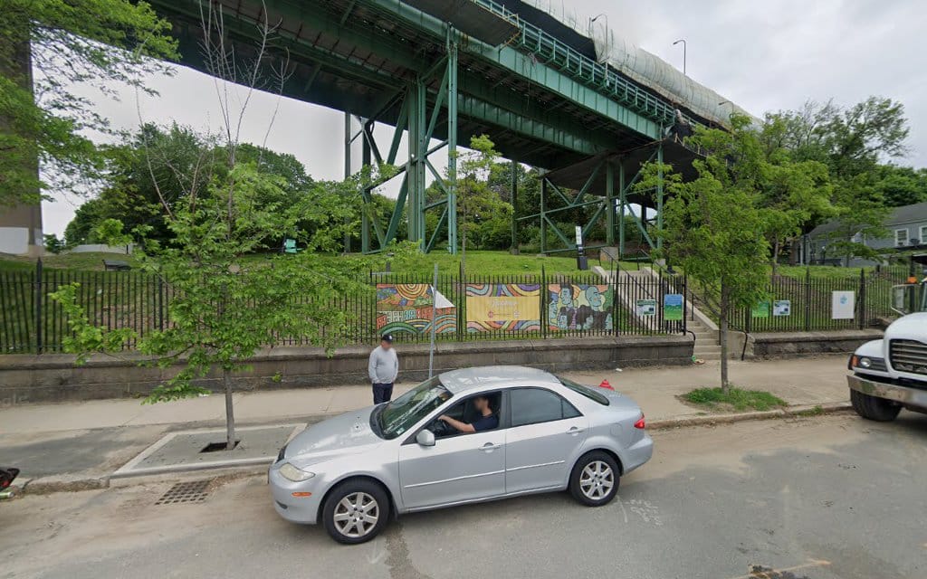 Mystic Dog Park & Outdoor Gym - Chelsea, MA