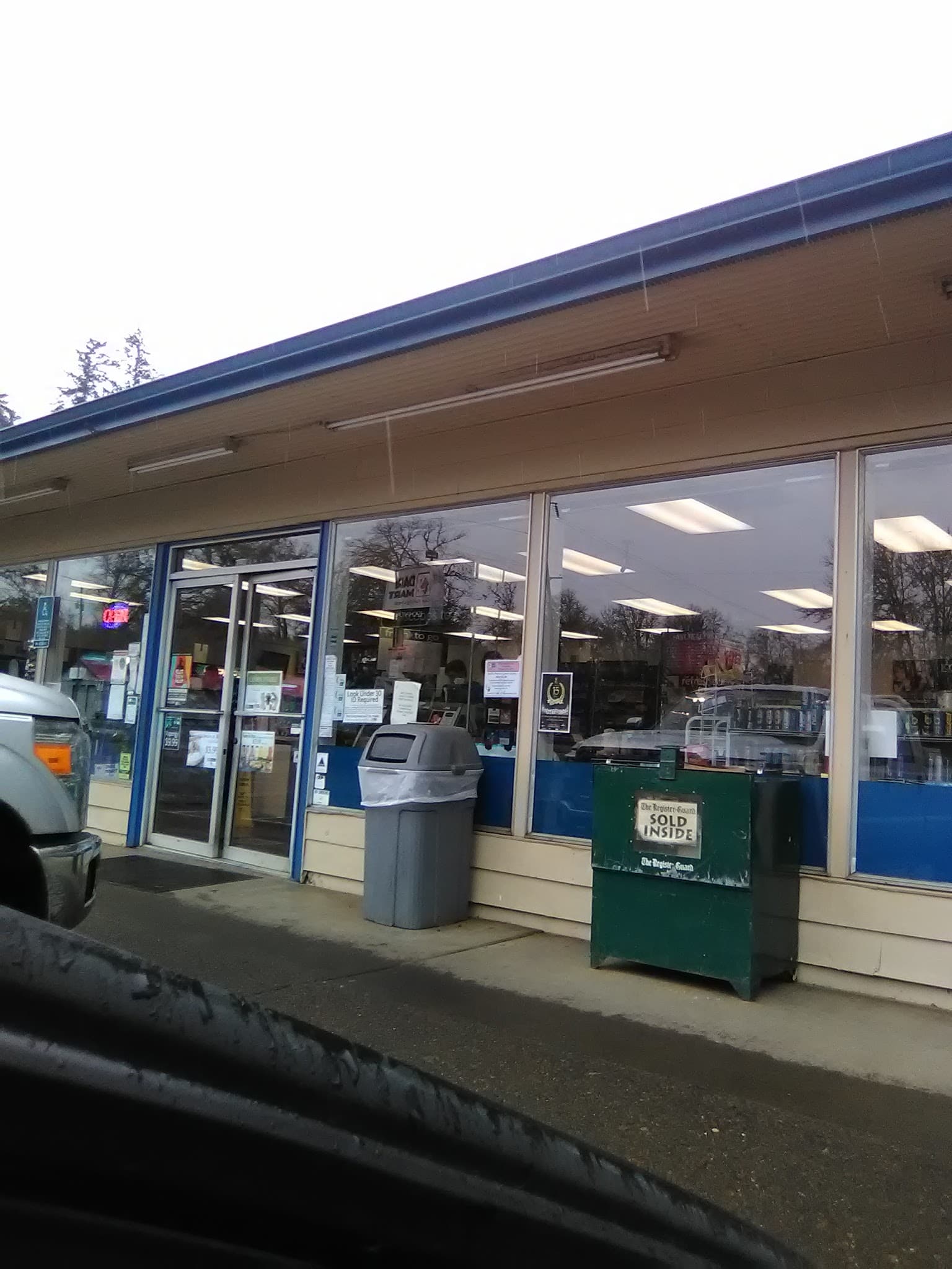 Dari Mart - Cheshire, OR