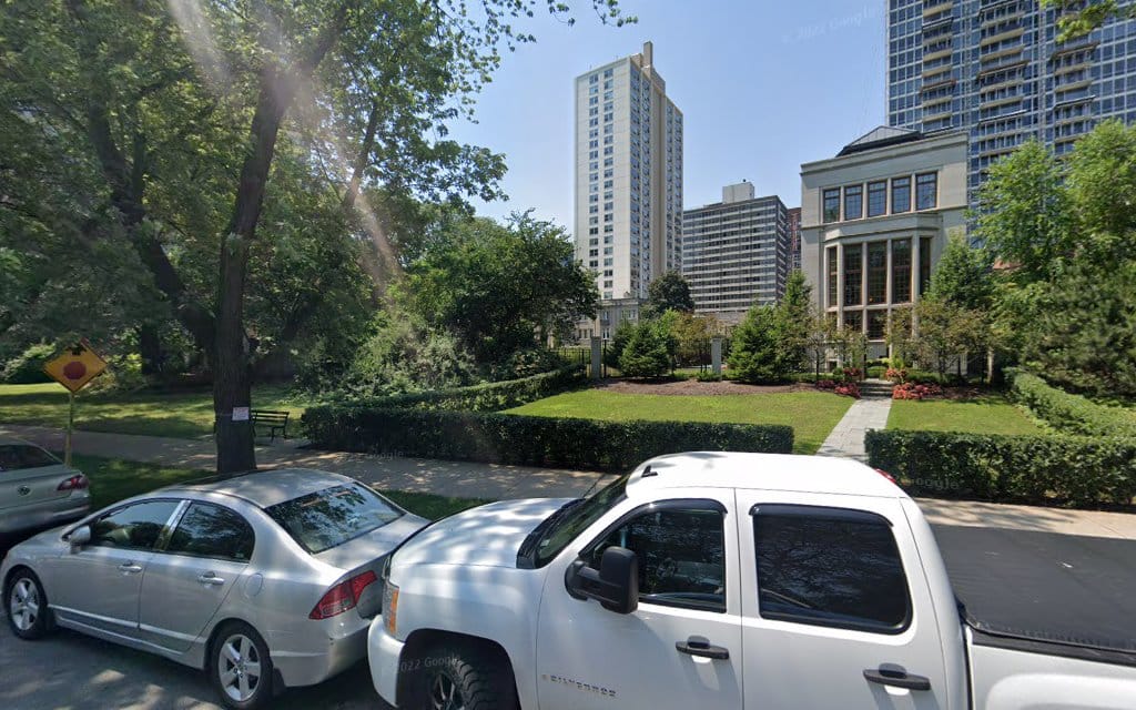 Public Picnic Park - Chicago, IL