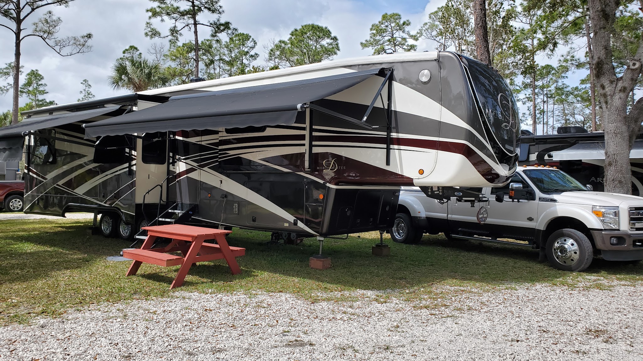 Christmas RV Park - Christmas, FL