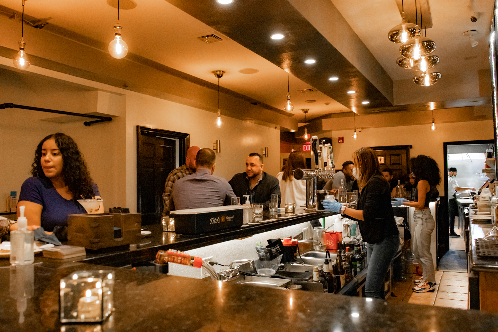 690 Park Restaurant Bar & Lounge - Cliffside Park, NJ