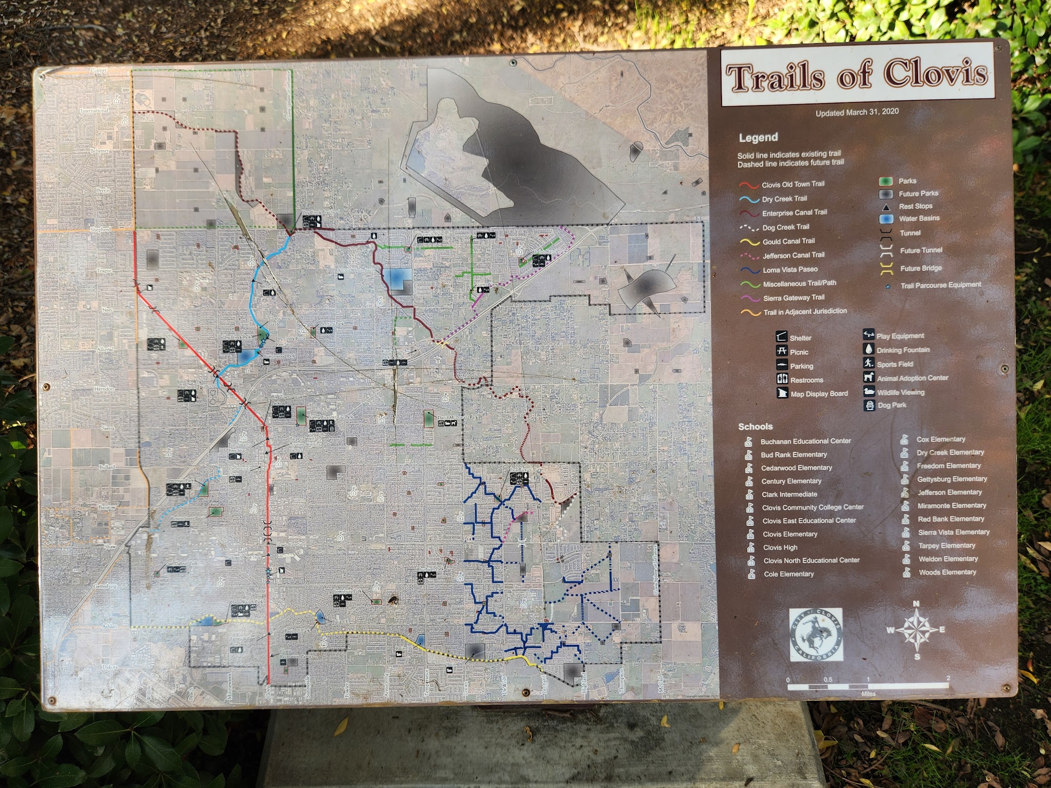 DryCreek Trail end - Clovis, CA