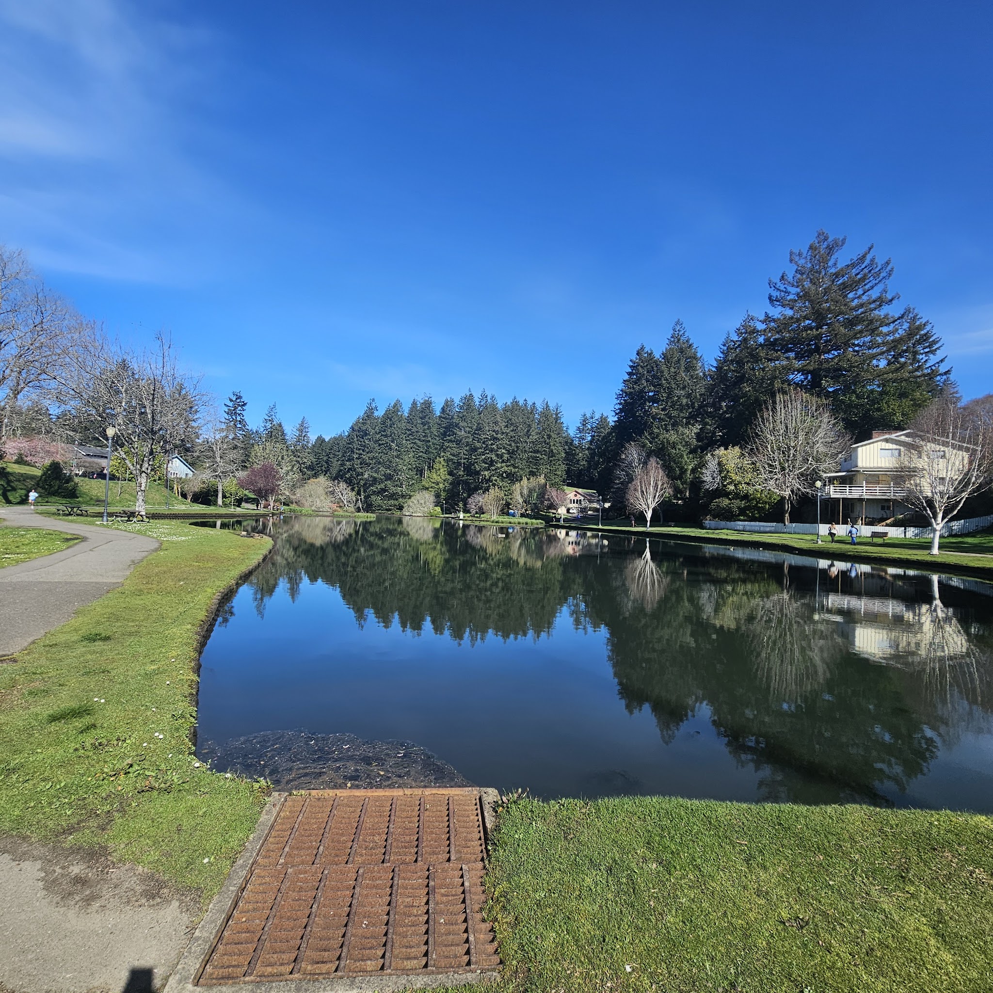 Parking Mingus park - Coos Bay, OR