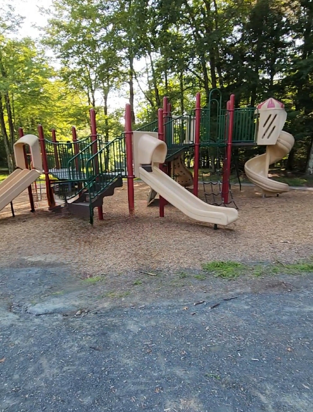 Grafton Lakes State Park Welcome Center - Cropseyville, NY