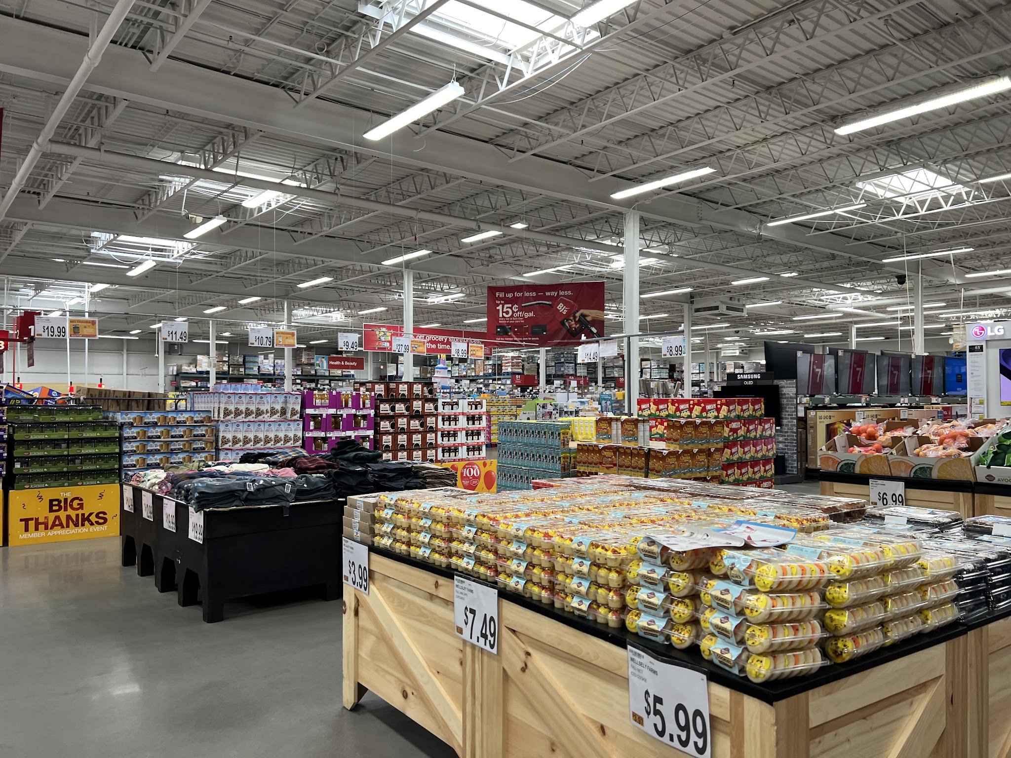 BJ's Wholesale Club - East Rutherford, NJ