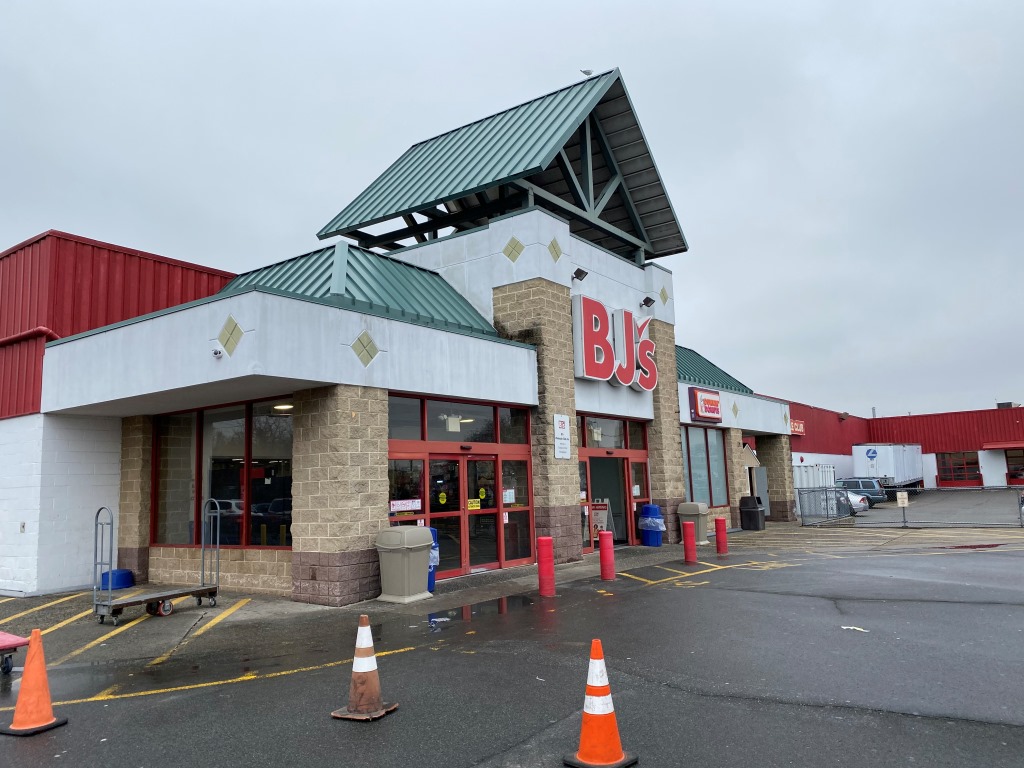 BJ's Wholesale Club - East Rutherford, NJ