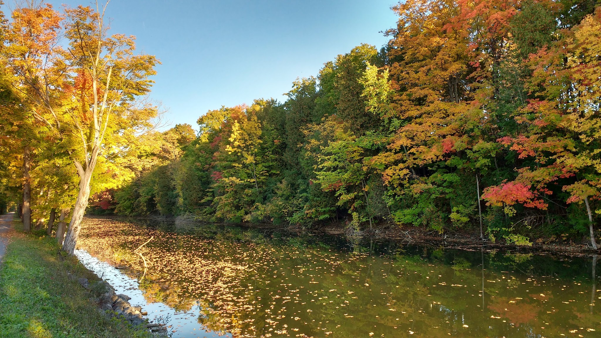 Old Erie Canal State Park Parking Area - East Syracuse, NY