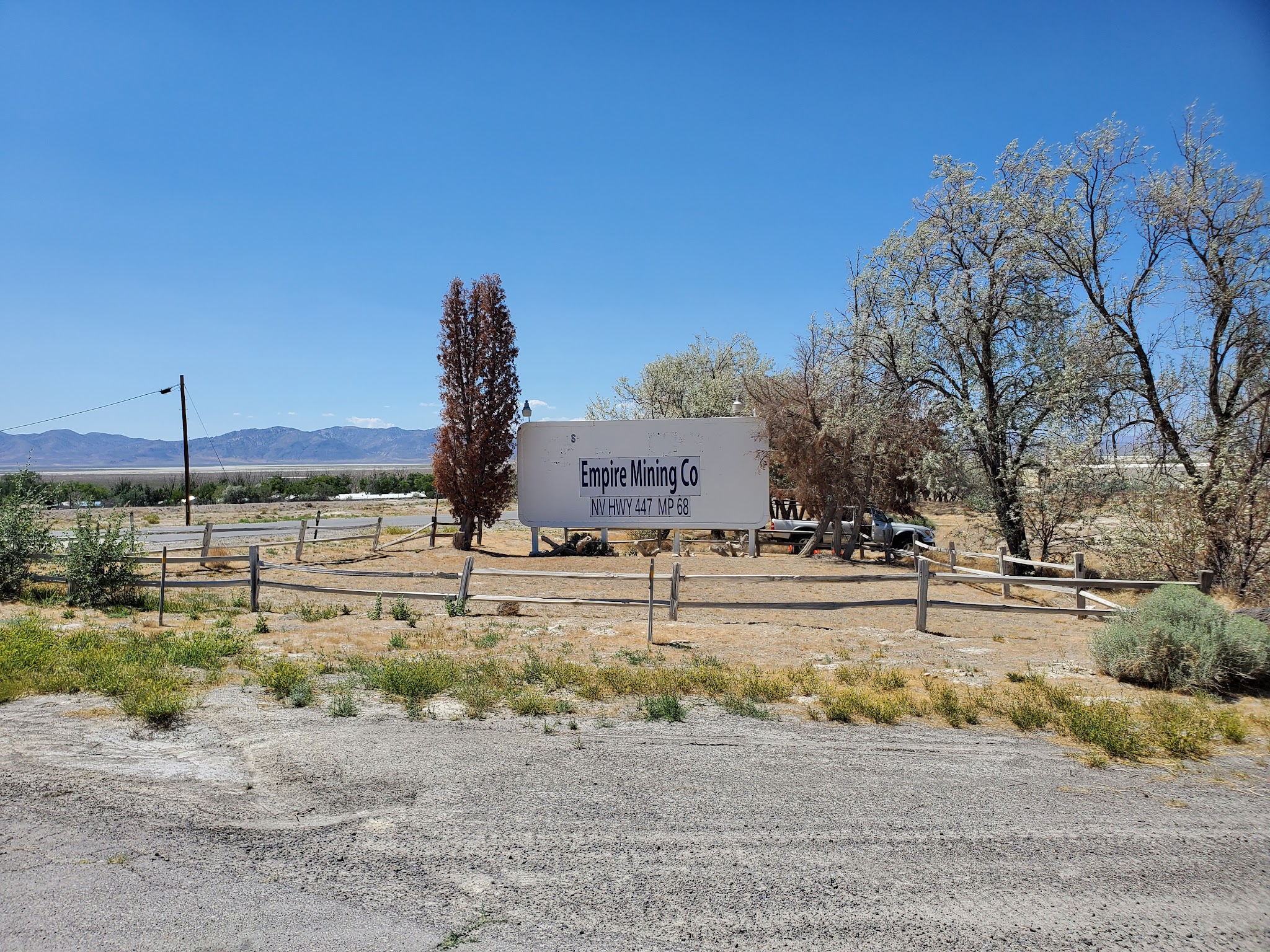 Empire Country Market - Empire, NV