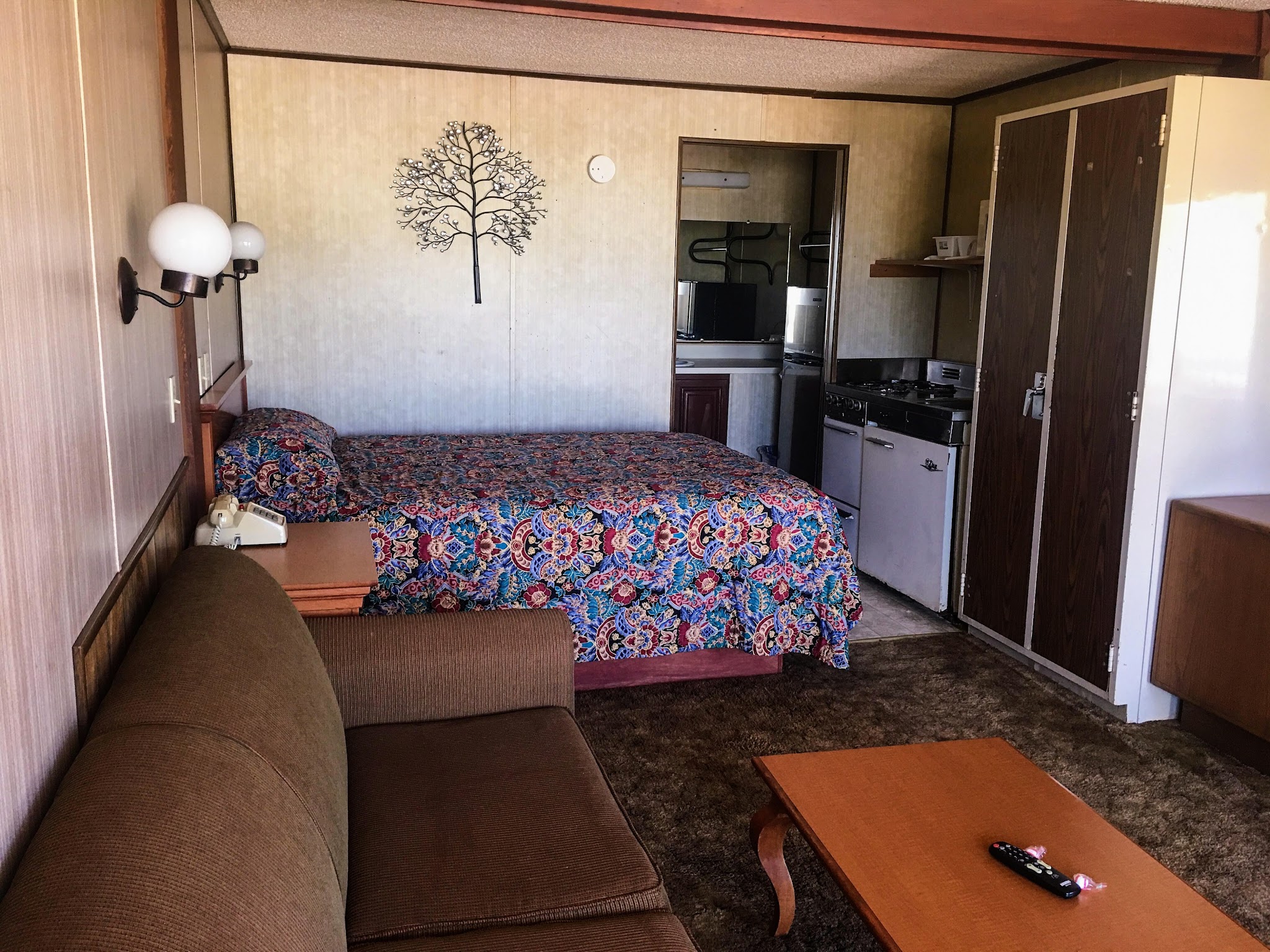 Ozark Trail Motel & Restaurant - Fletcher, OK
