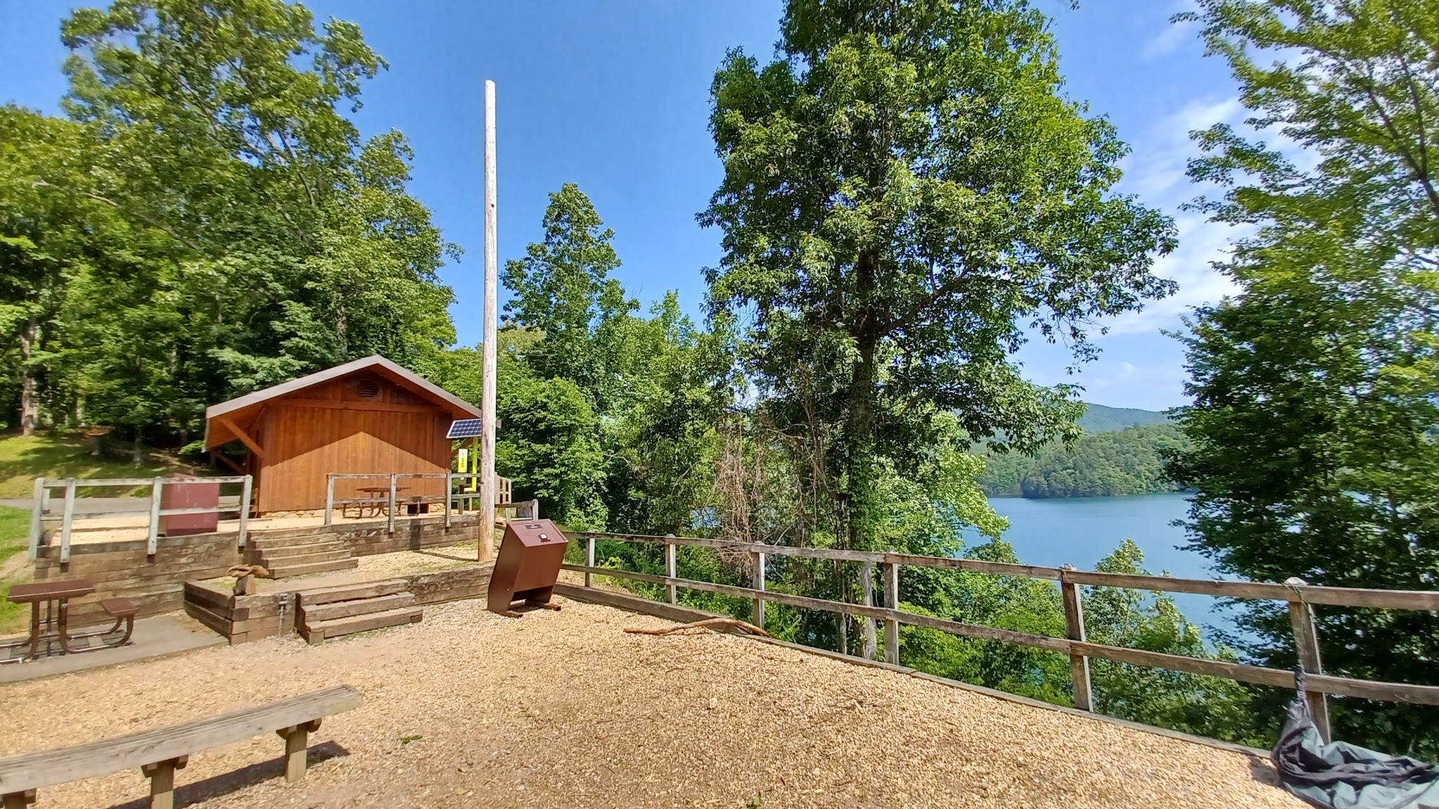 Fontana Dam Shelter - Fontana Dam, NC