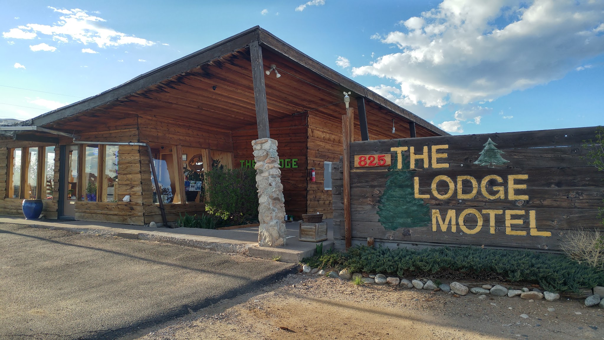 The Lodge Motel - Fort Garland, CO