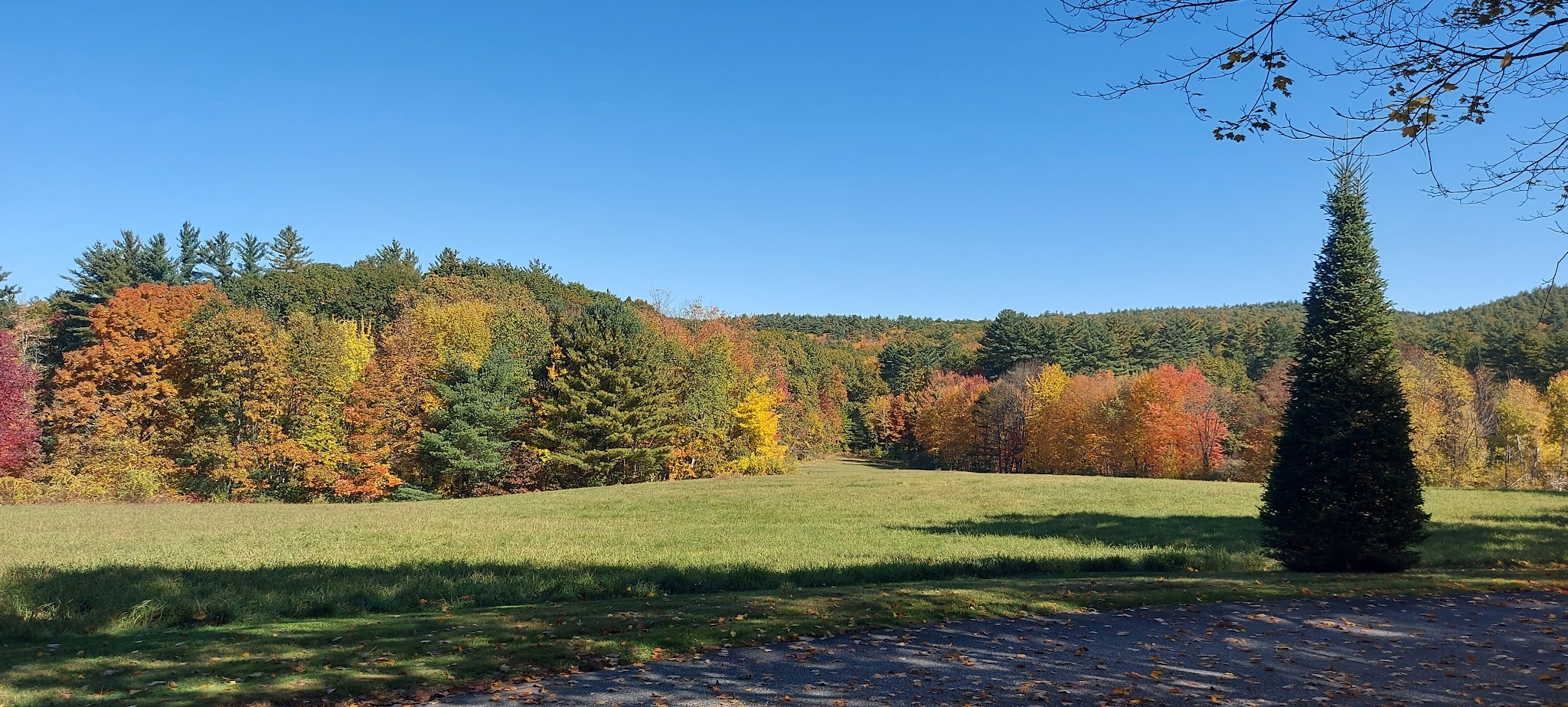 Uncanoonuc Trails Parking - Goffstown, NH