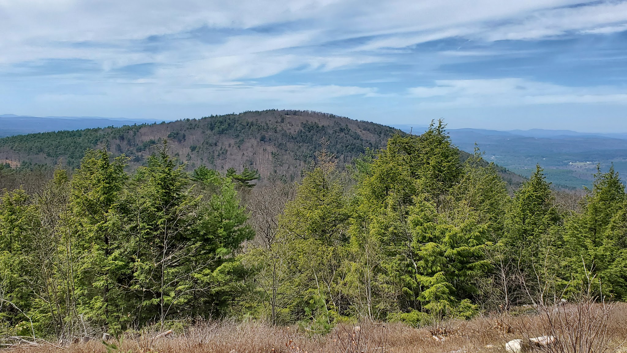 Uncanoonuc Trails Parking - Goffstown, NH