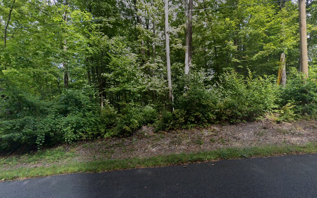 Happy Paws Playground - Granville, NY