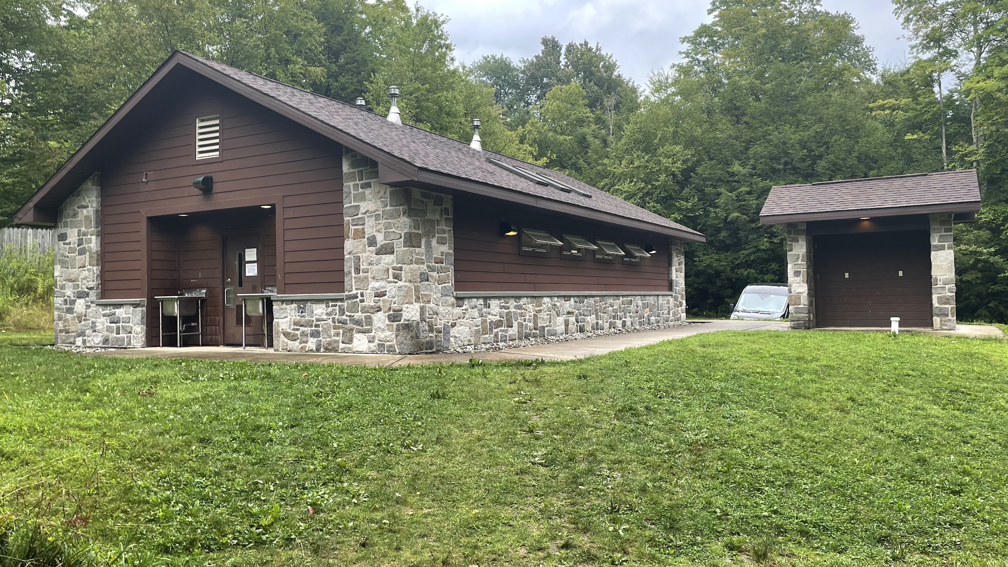 Promised Land State Park Beechwood Camping Area - Greentown, PA