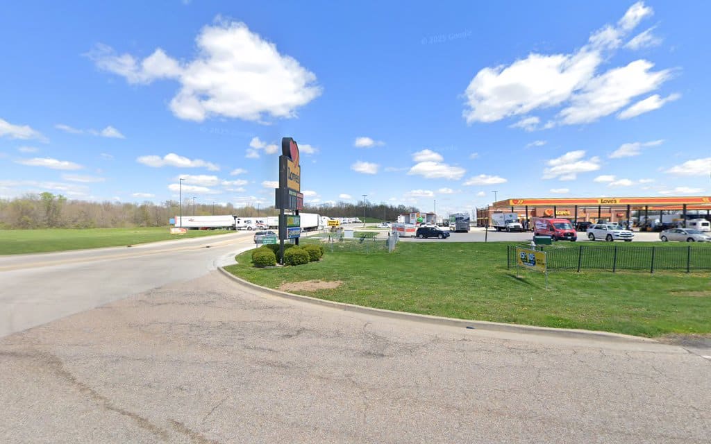 Dog Park at Love's Travel Stops - Greenville, IL