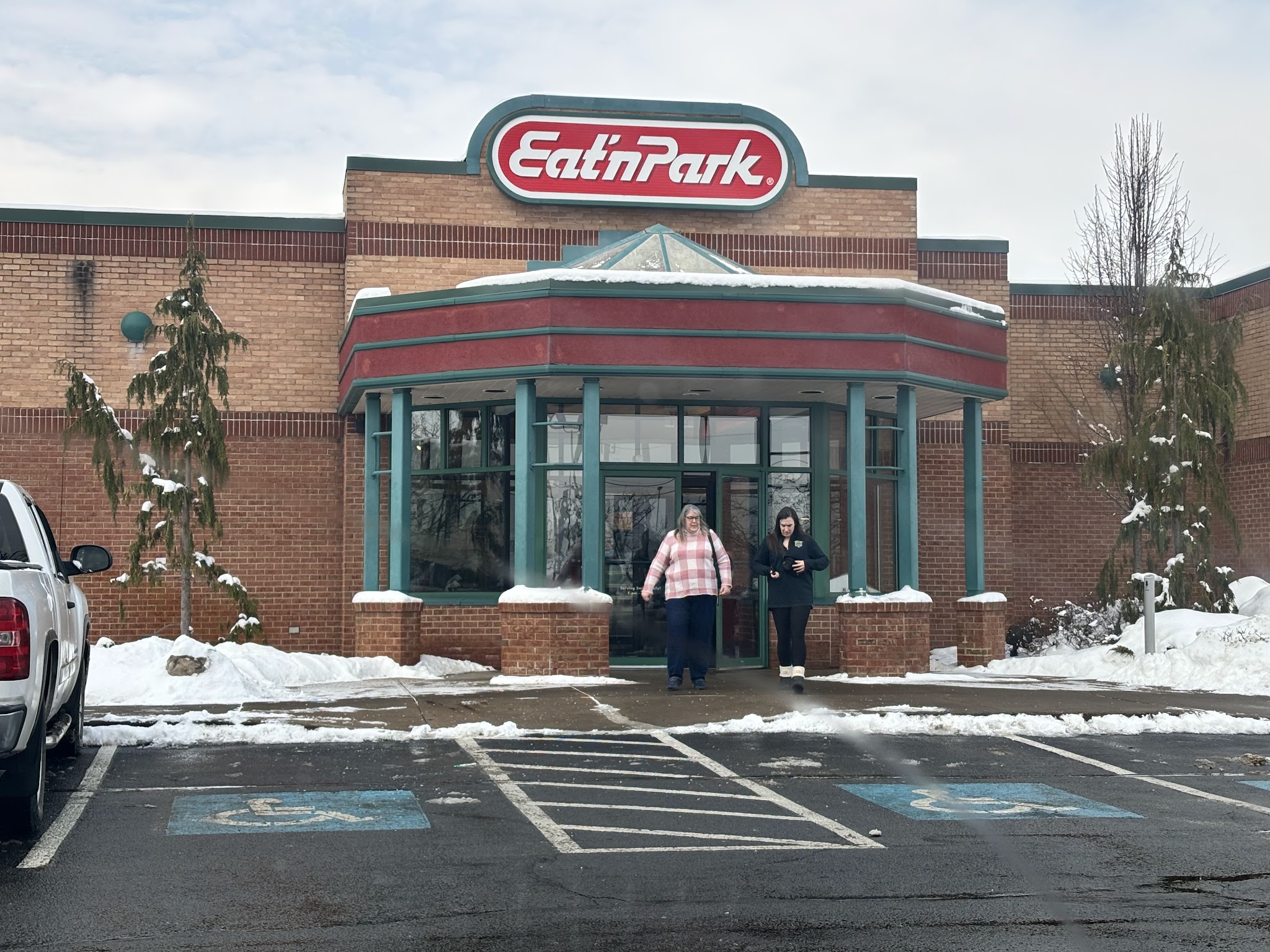 Eat'n Park - Grove City, PA