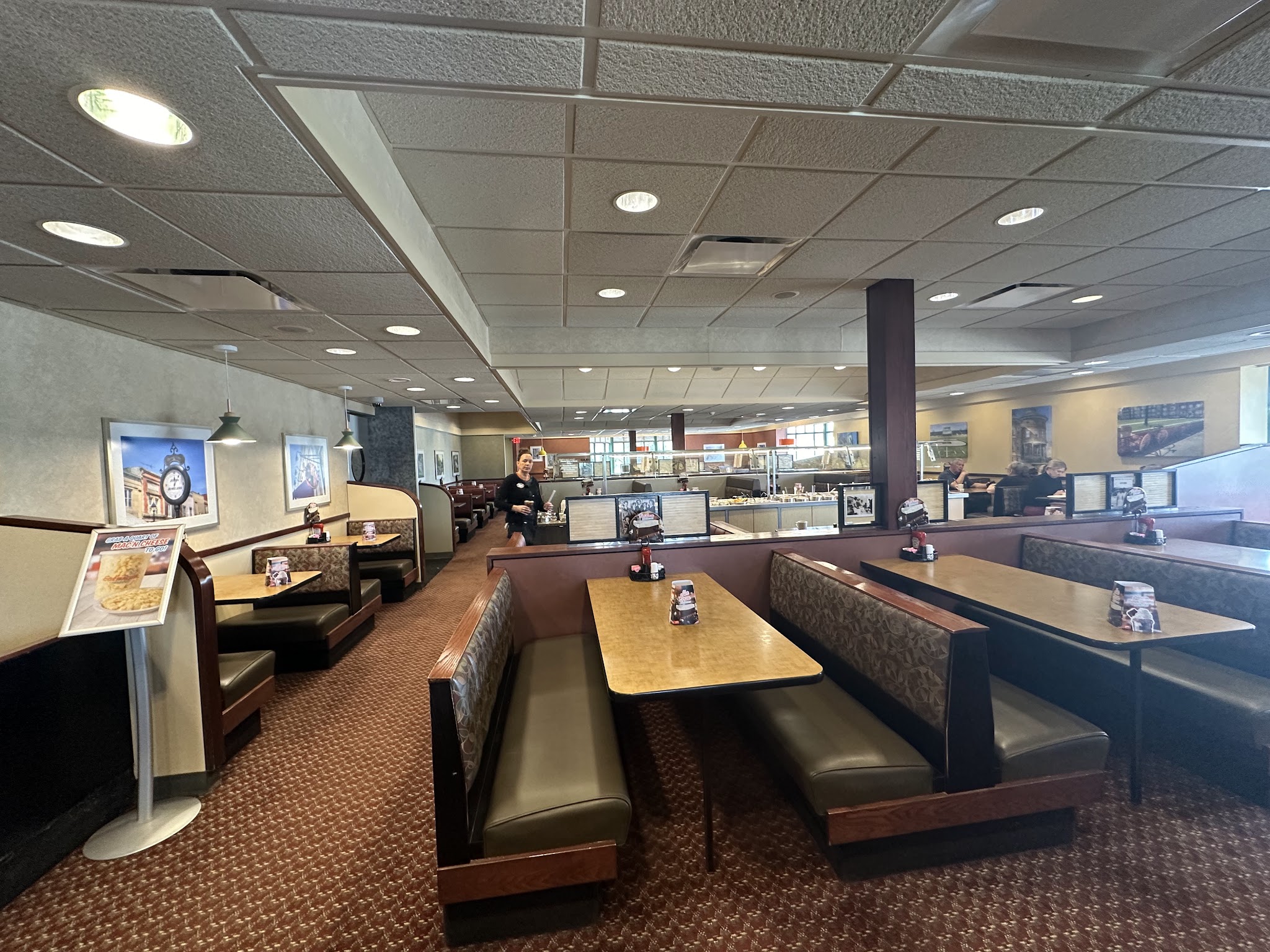 Eat'n Park - Grove City, PA