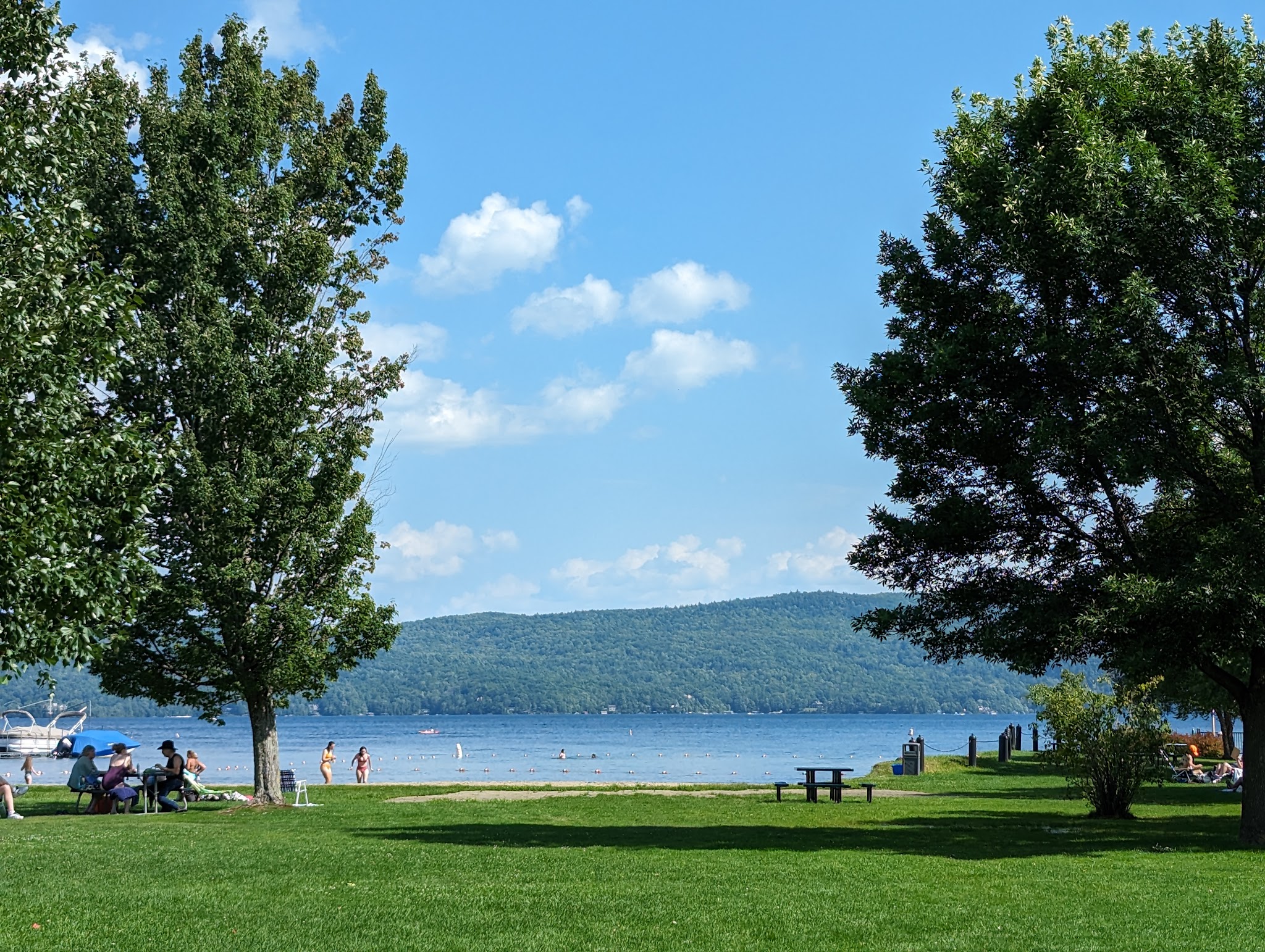 Hague Town Beach Park - Hague, NY