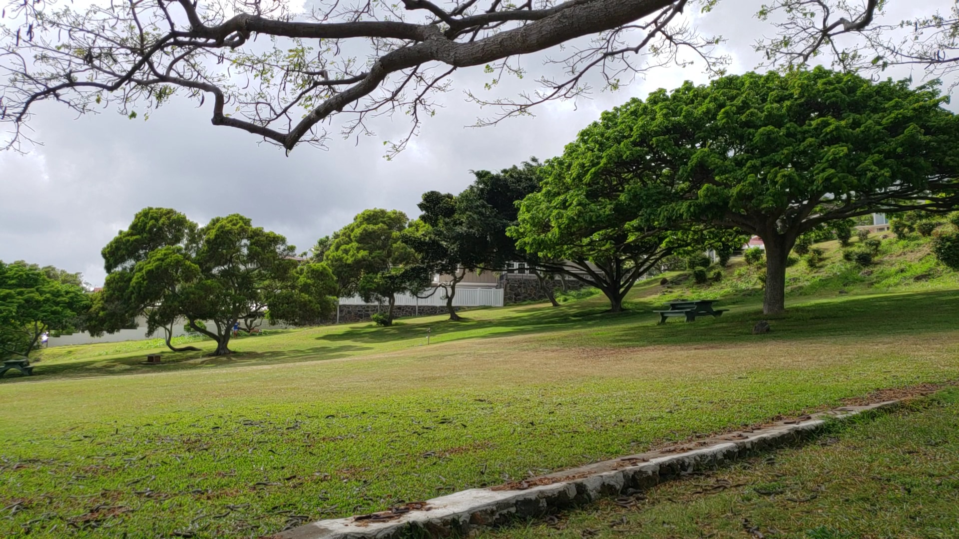 Kāmole Mini Park - Honolulu, HI