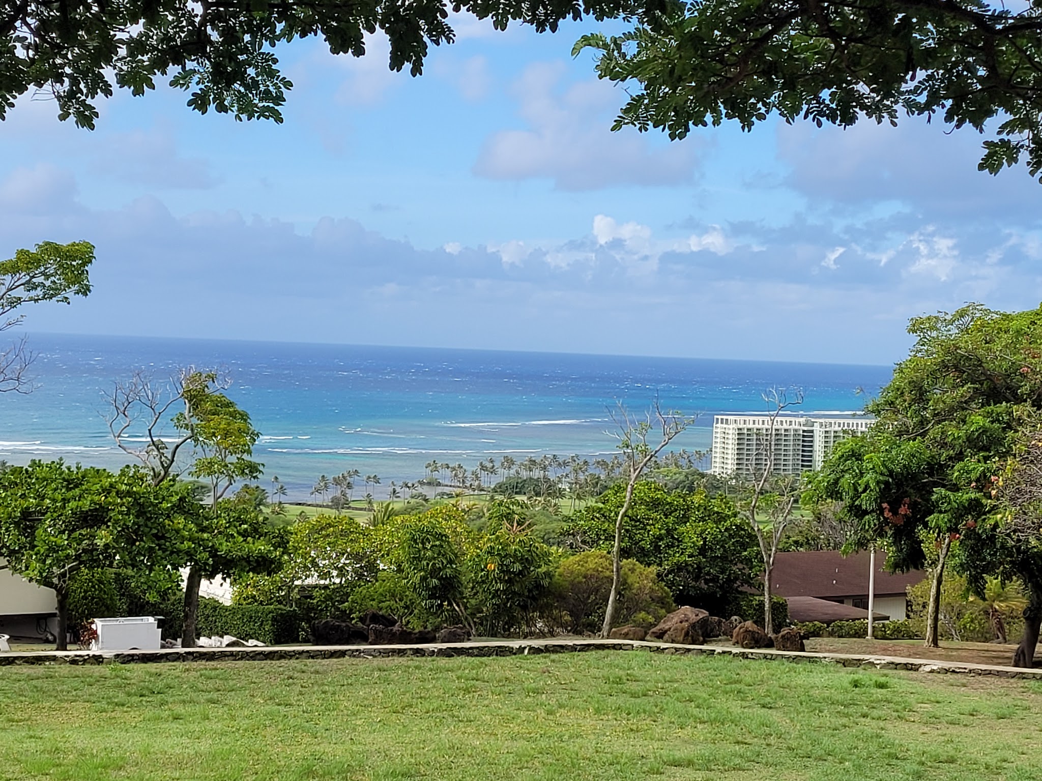 Kāmole Mini Park - Honolulu, HI