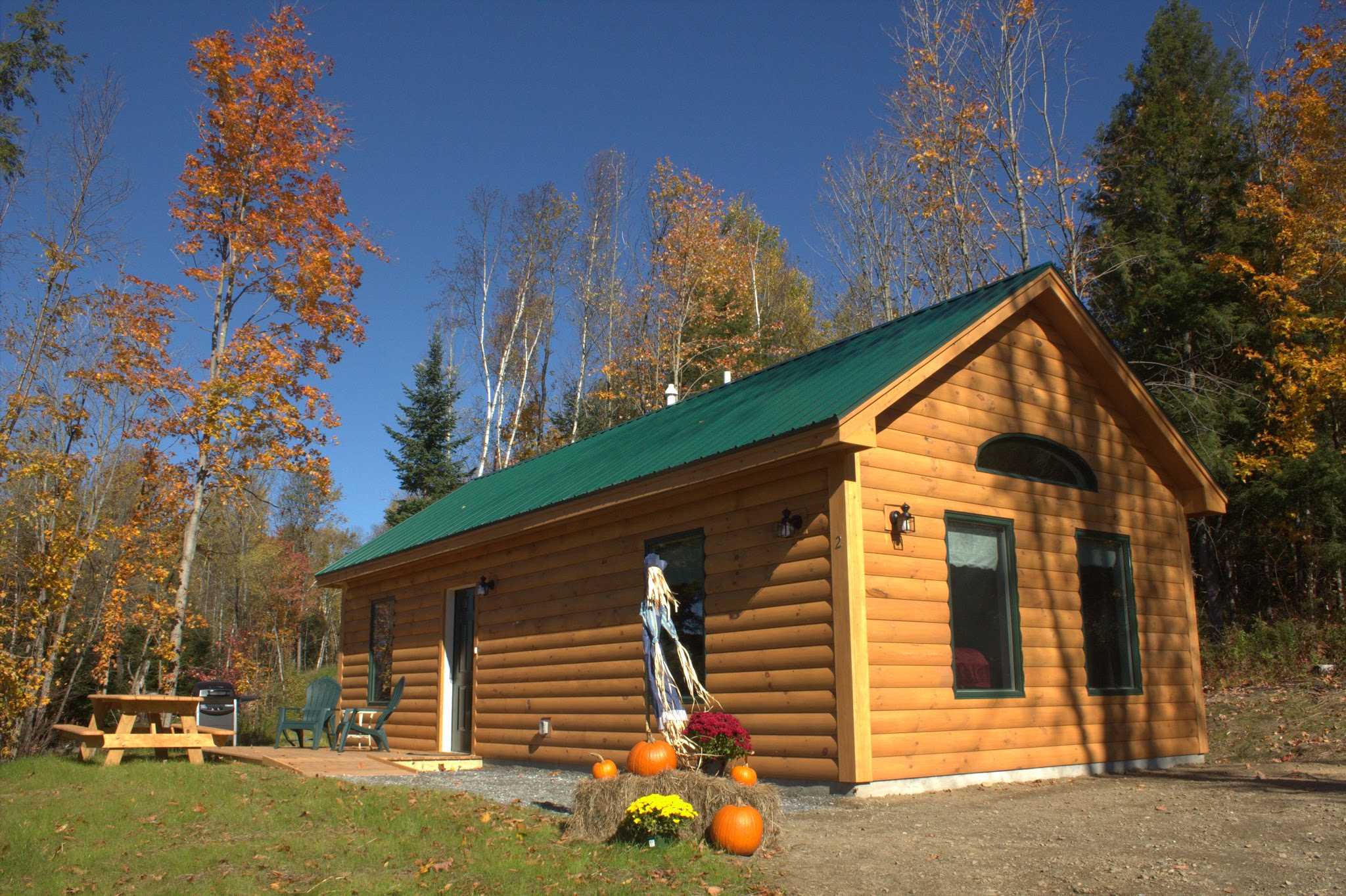 Serene Country Cabins - Hyde Park, VT