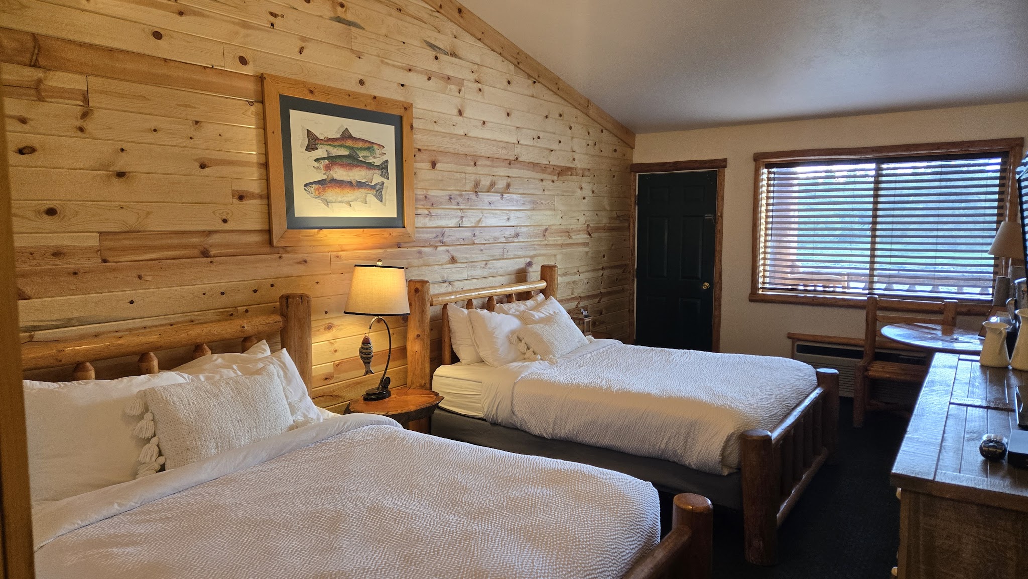 Angler's Lodge & Riverfront Restaurant - Island Park, ID