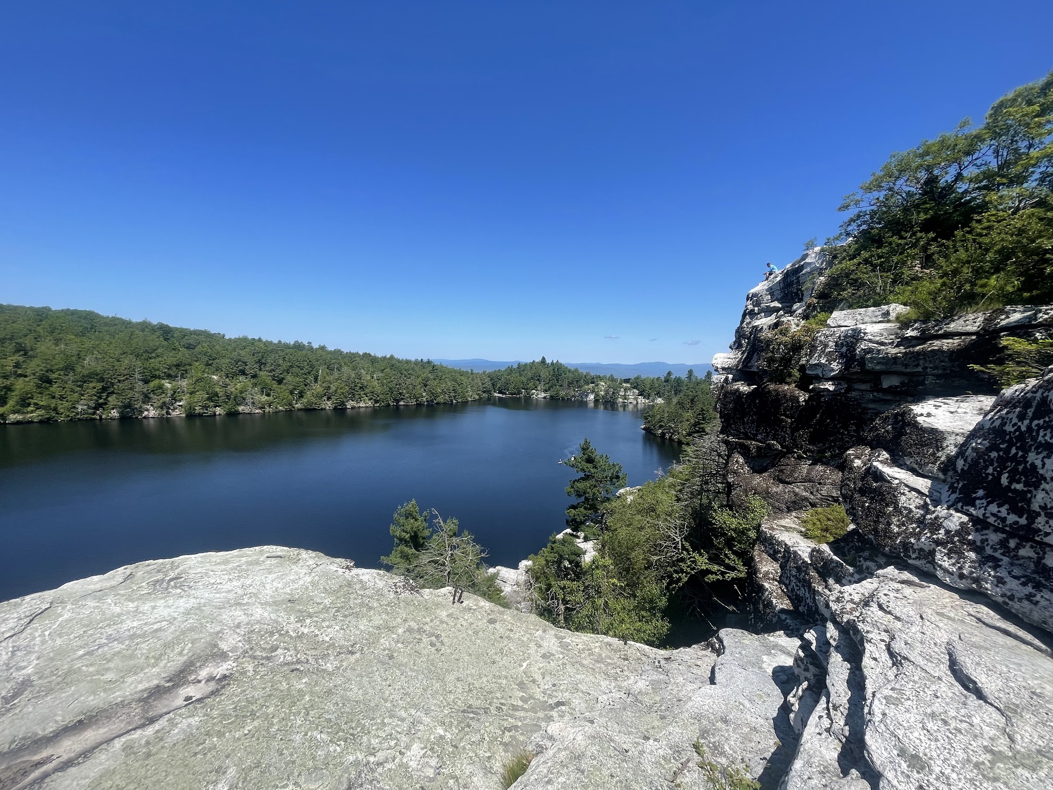 Lake Minnewaska Carriage Road trailhead - Kerhonkson, NY