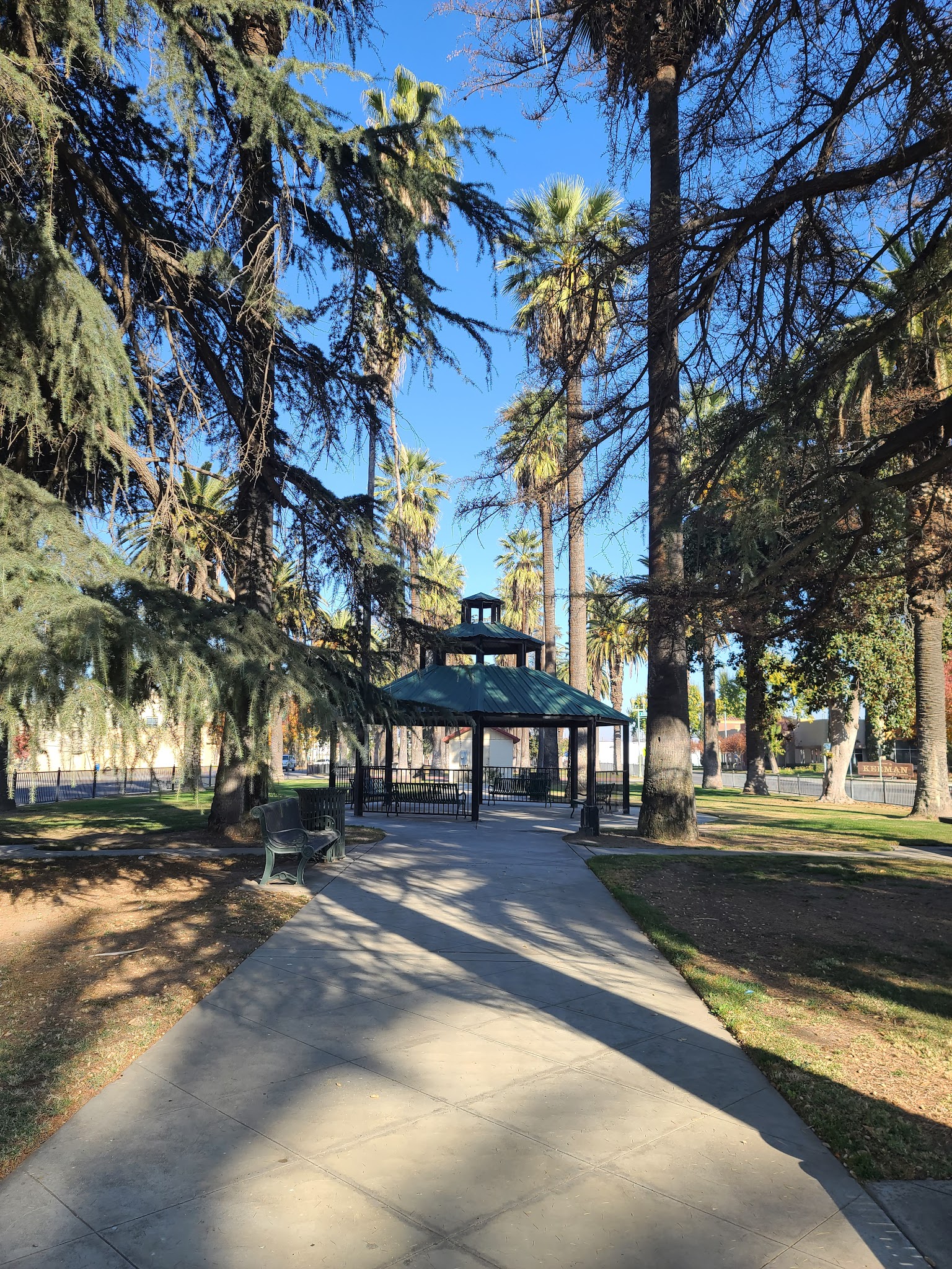 Plaza Veteran's Park - Kerman, CA