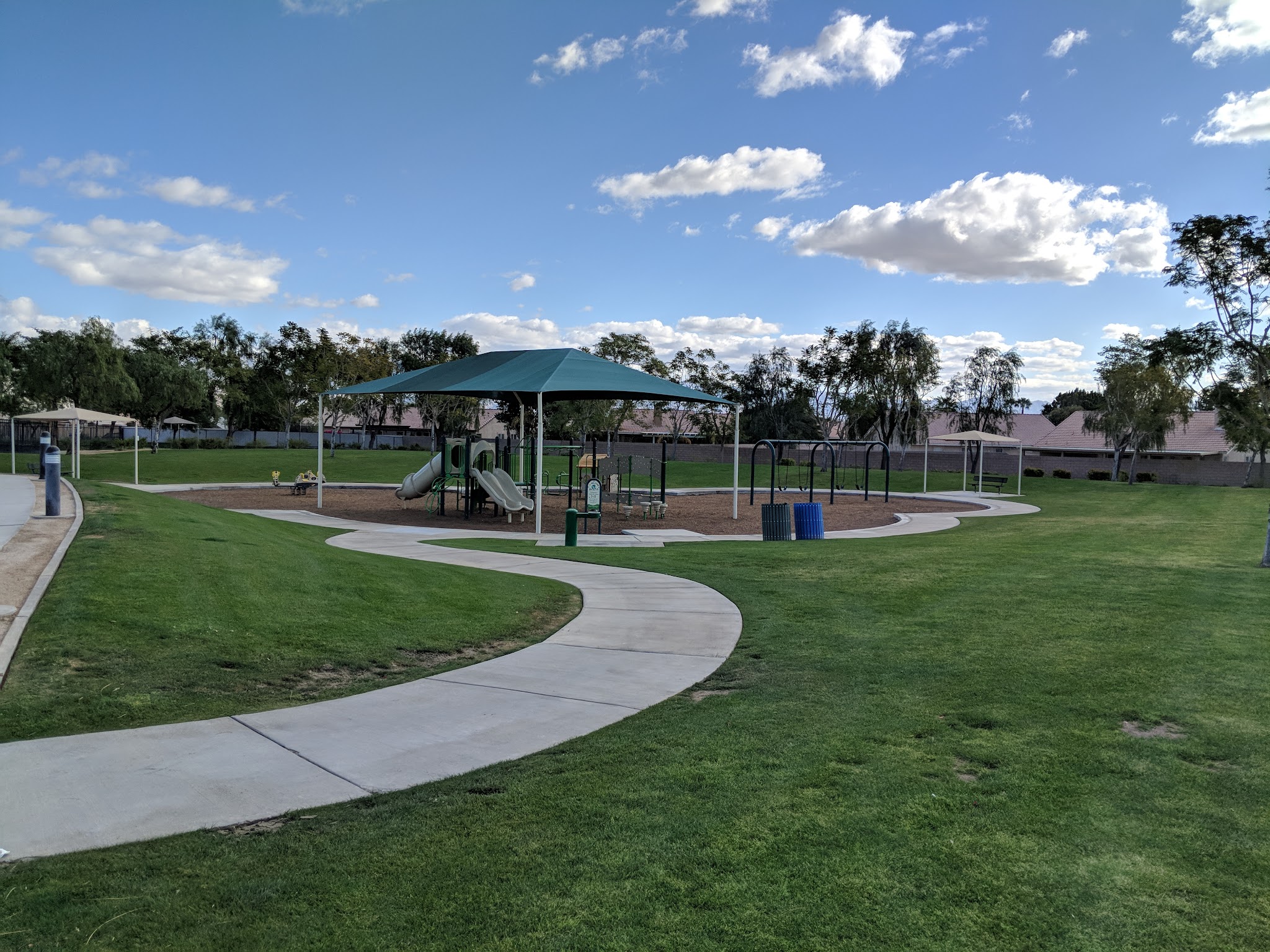 Pioneer Dog Park - La Quinta, CA
