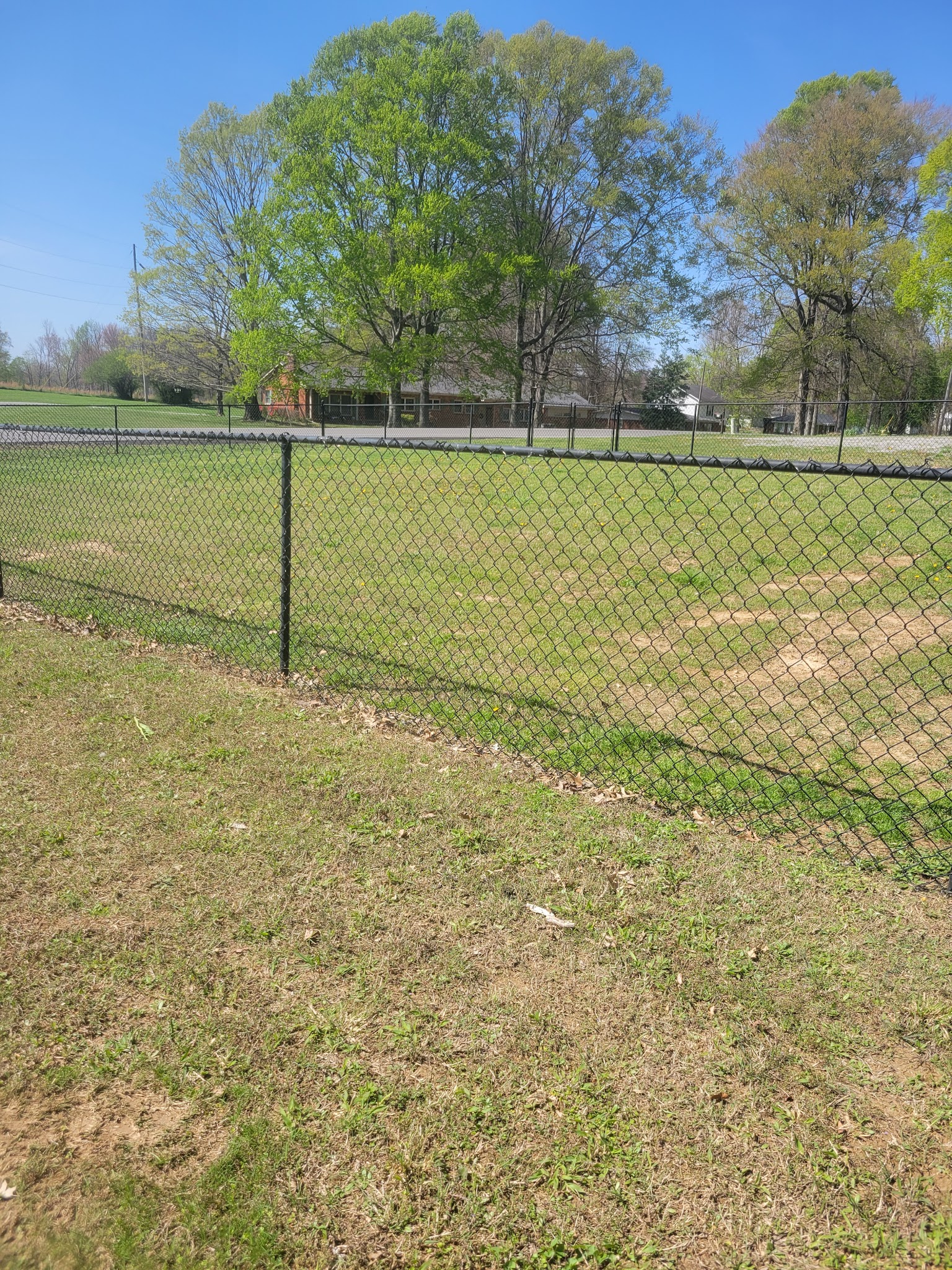 Lafayette Dog Park - Lafayette, TN