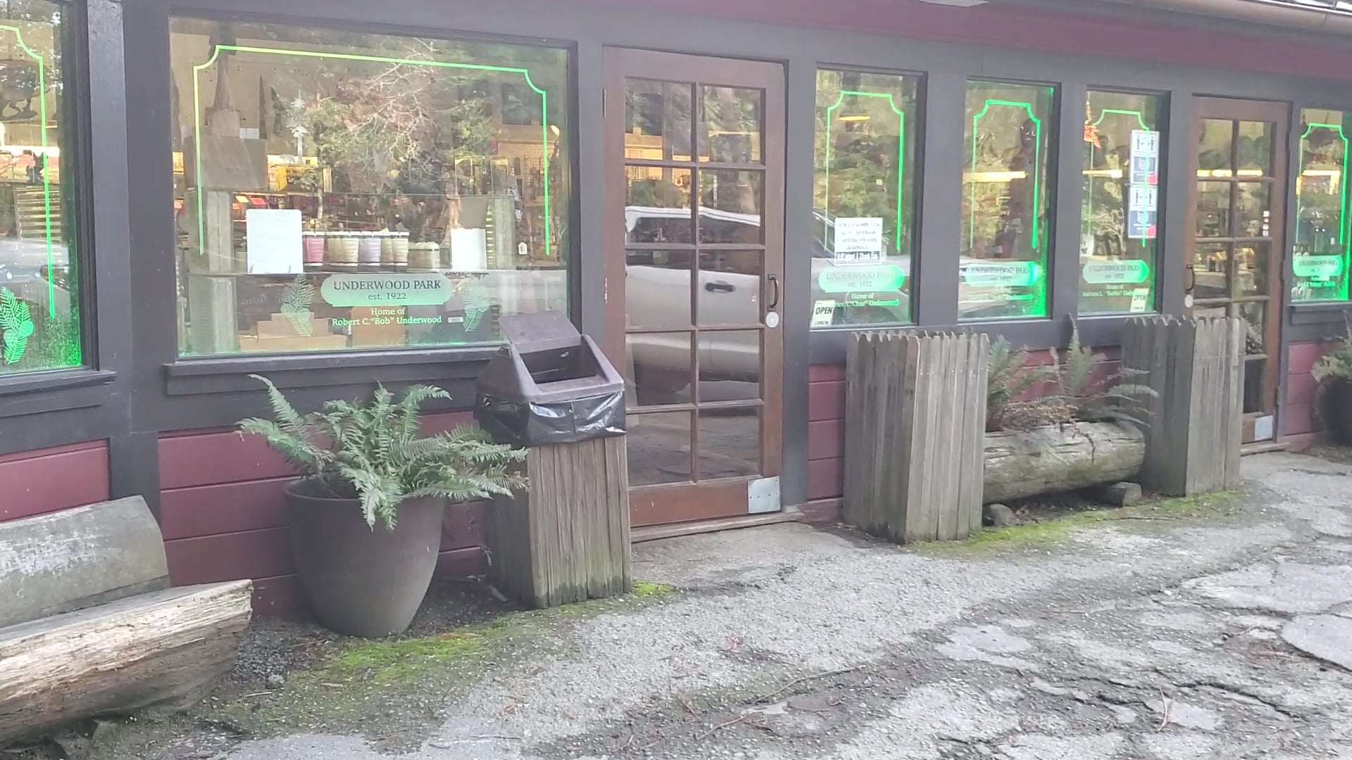 Drive-Thru Tree Park Leggett - Leggett, CA