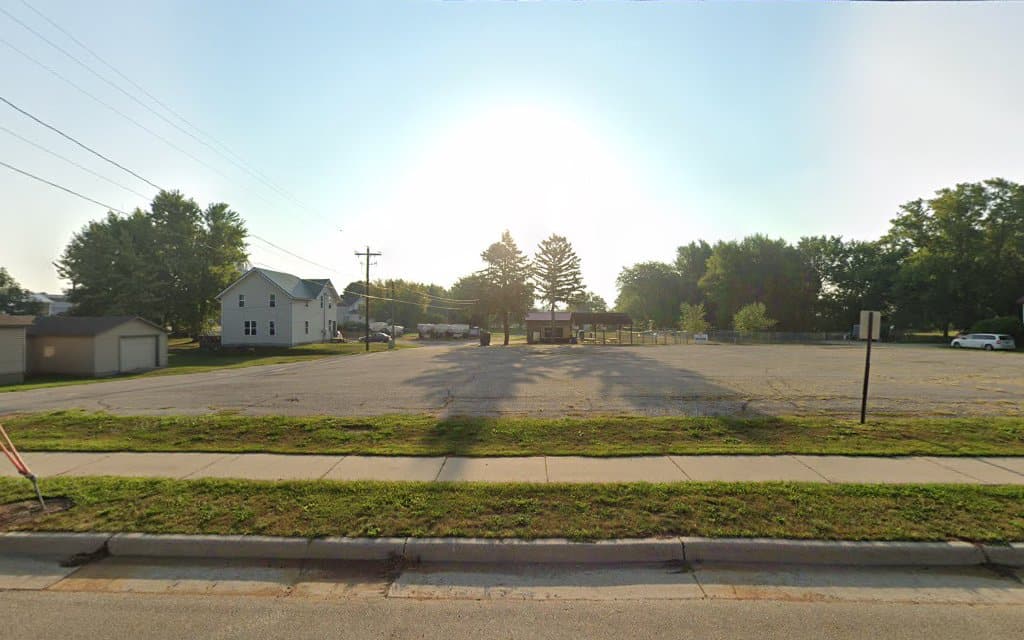 Lewiston Dog Park - Lewiston, MN