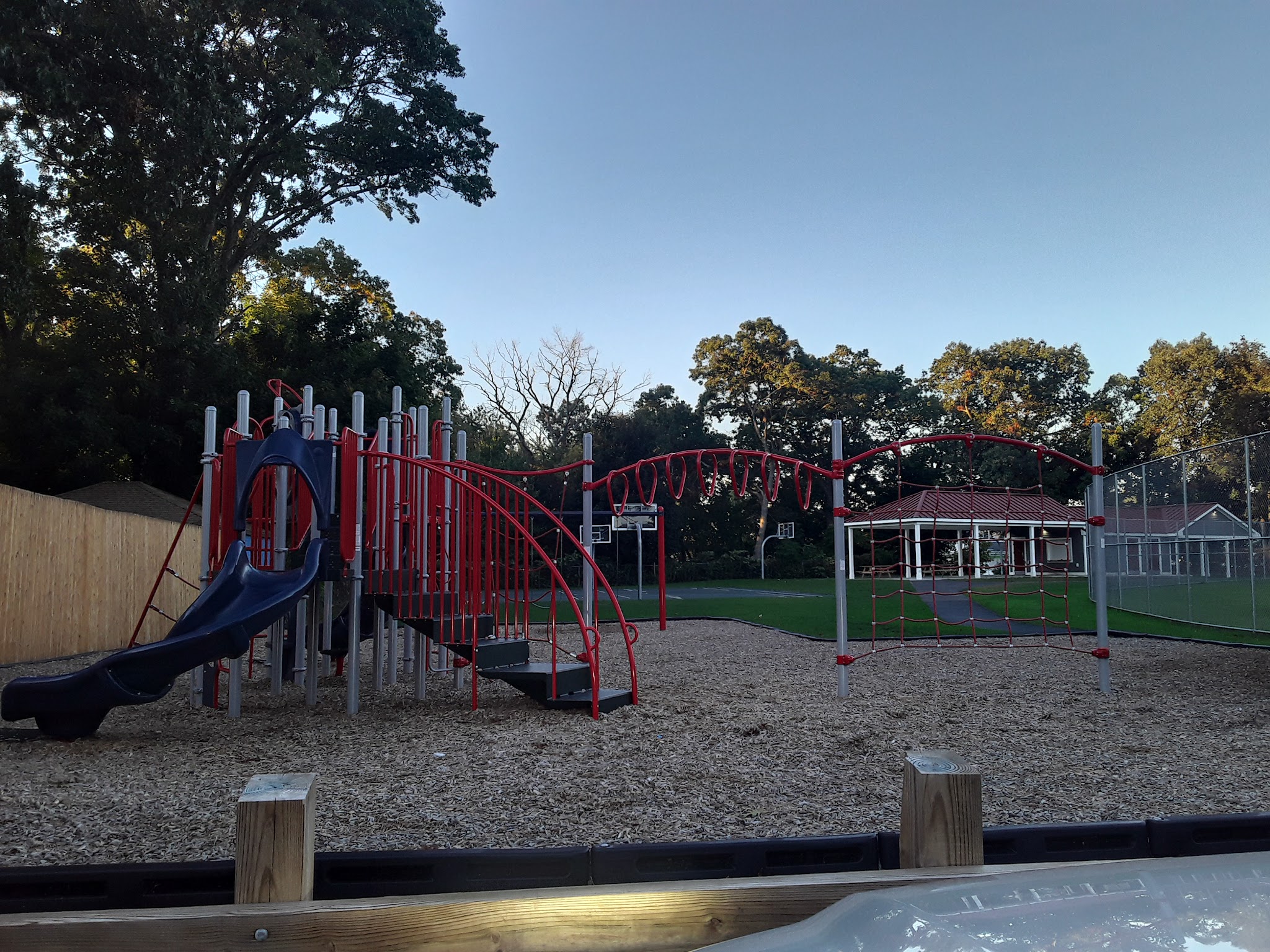 Fairlawn Park - Lincoln, RI