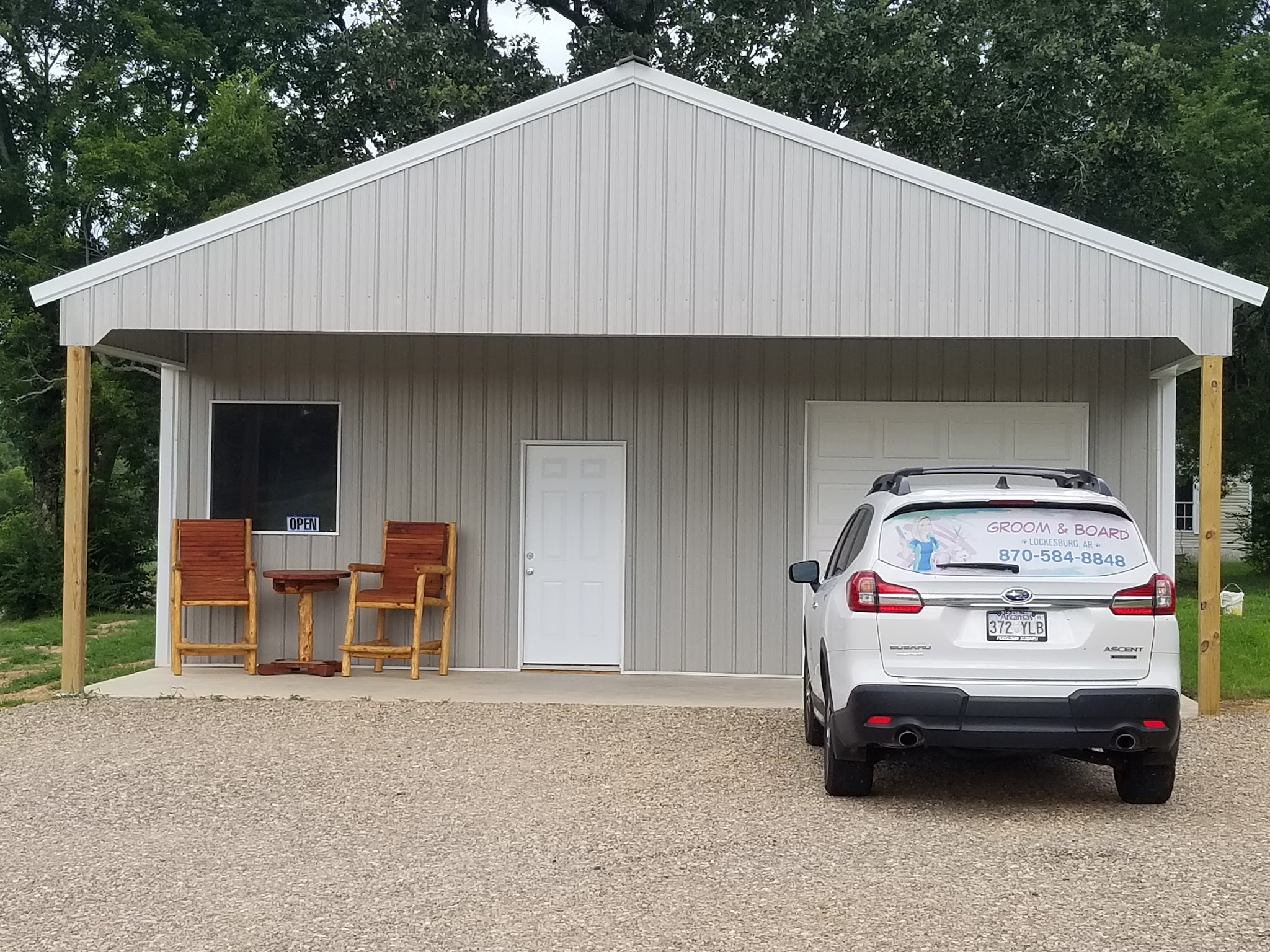 Groom & Board - Lockesburg, AR