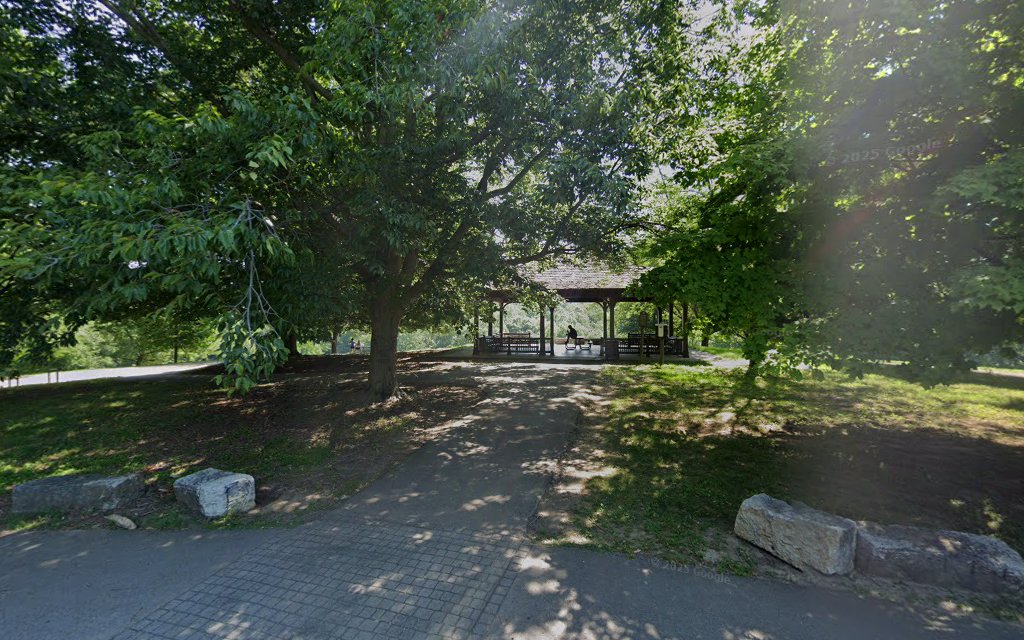 Gazebo at Dog Hill - Louisville, KY